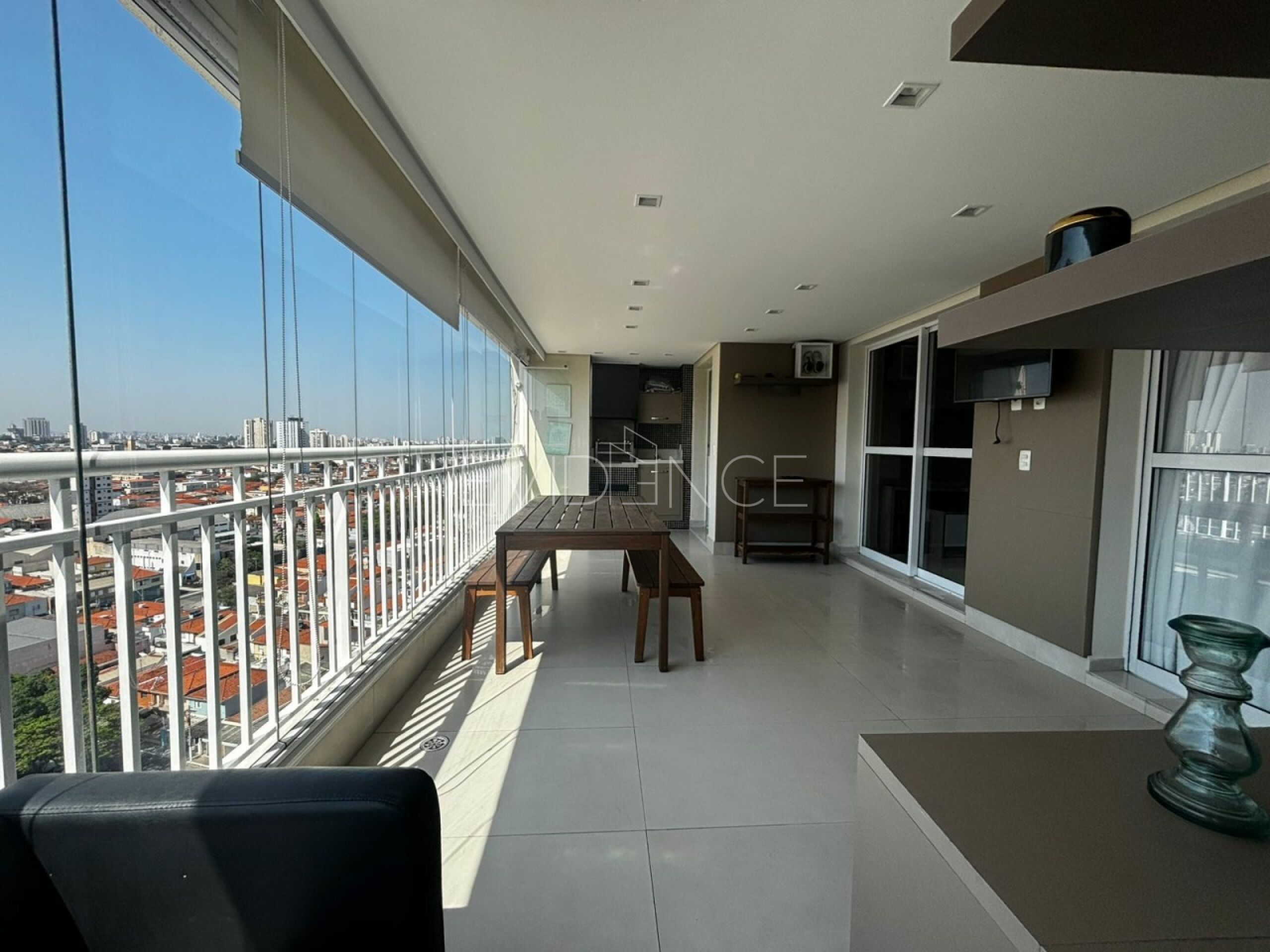 Apartamento com 122m², 3 dormitórios, 1 suíte, 3 vagas no bairro Vila Regente Feijó em São Paulo