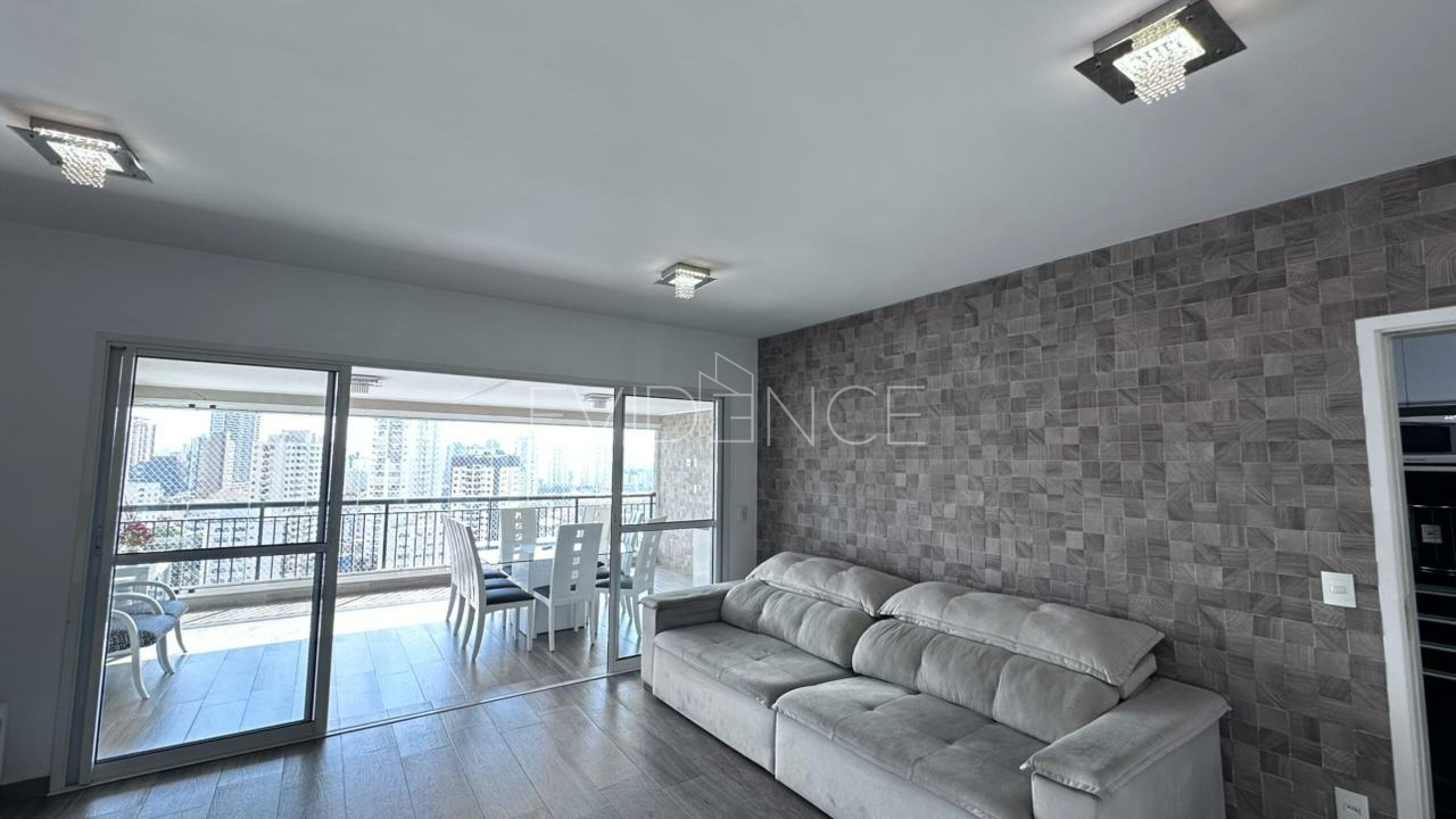 Apartamento com 123m², 3 dormitórios, 1 suíte, 2 vagas no bairro Parque São Jorge em São Paulo