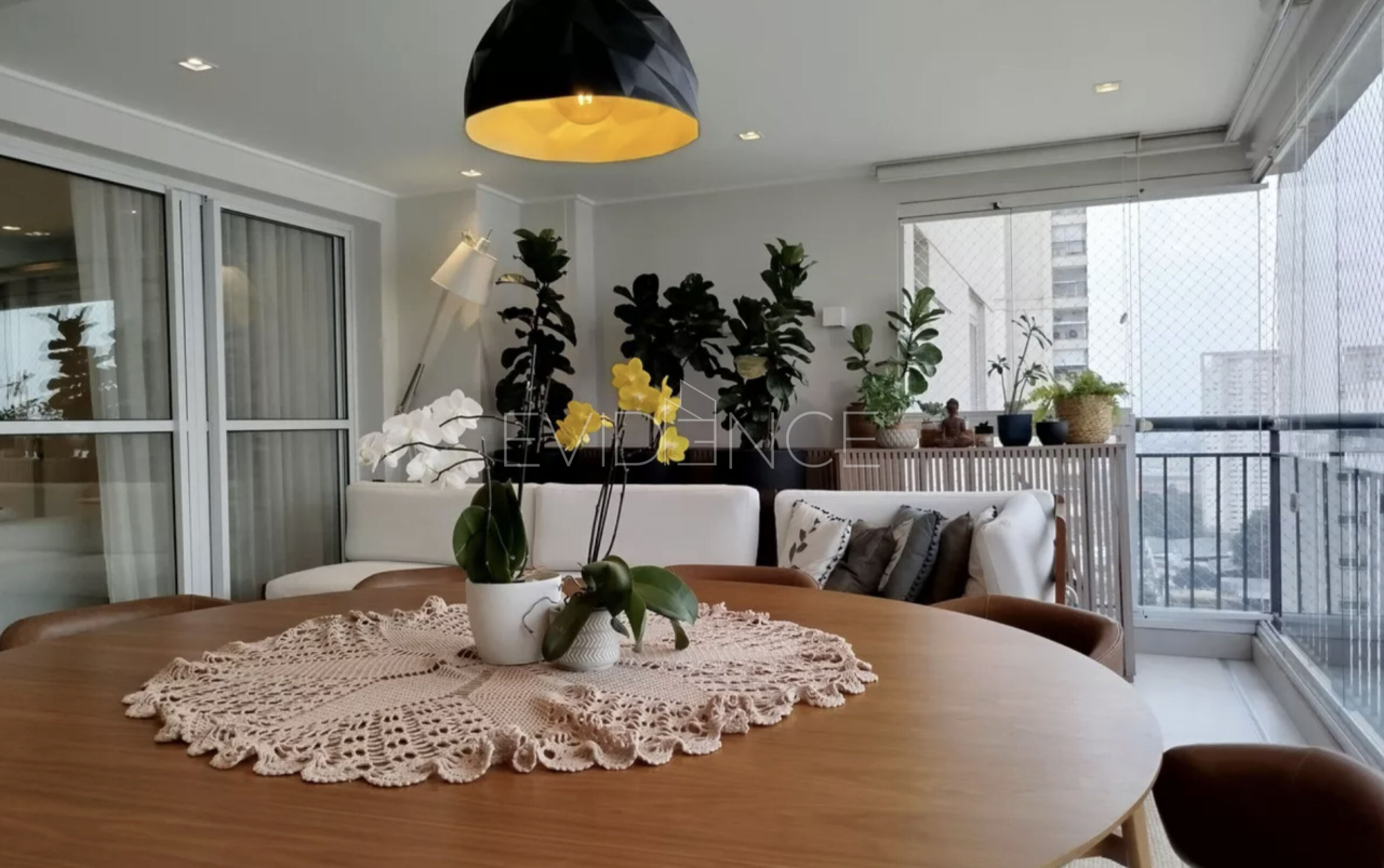 Apartamento com 123m², 3 dormitórios, 1 suíte, 2 vagas no bairro Parque São Jorge em São Paulo