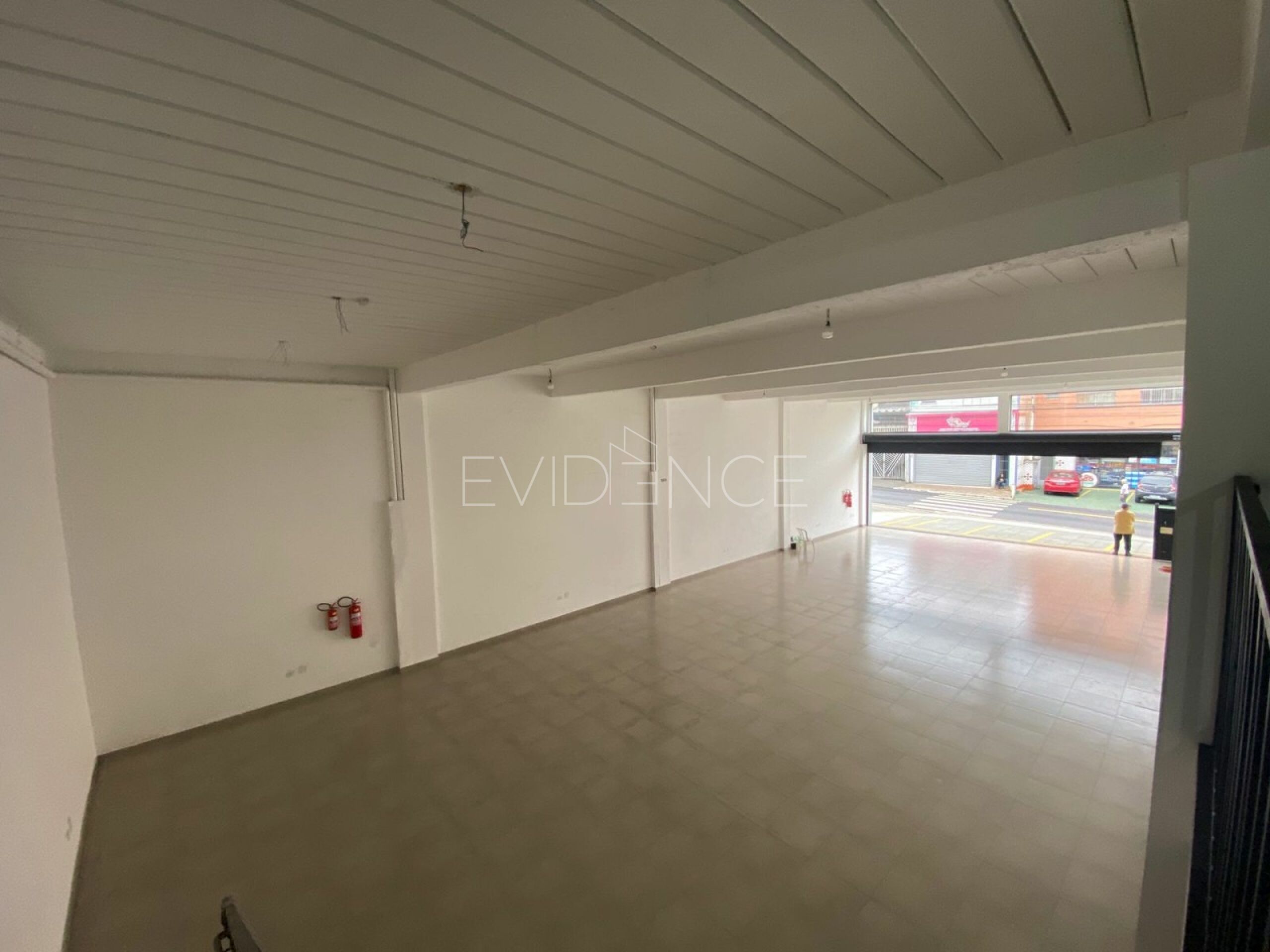 Loja com 310m², 1 vaga no bairro Vila Antonieta em São Paulo