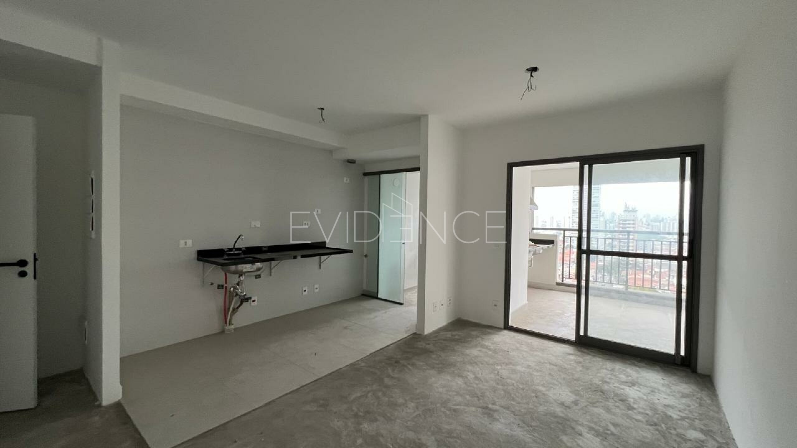 Apartamento com 82m², 2 dormitórios, 1 suíte, 2 vagas no bairro Parque São Jorge em São Paulo