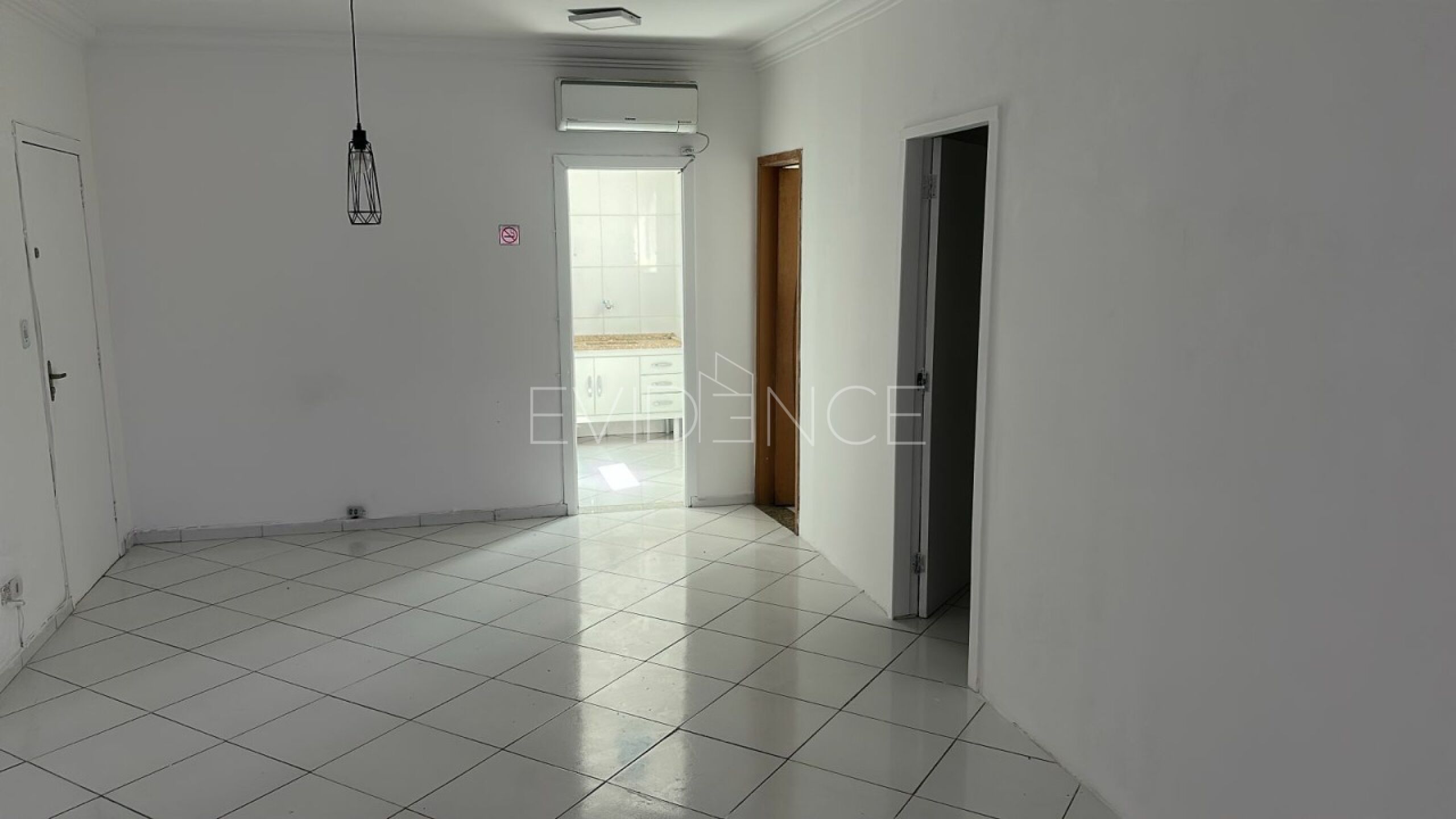 Sala com 95m² no bairro Vila Carrão em São Paulo