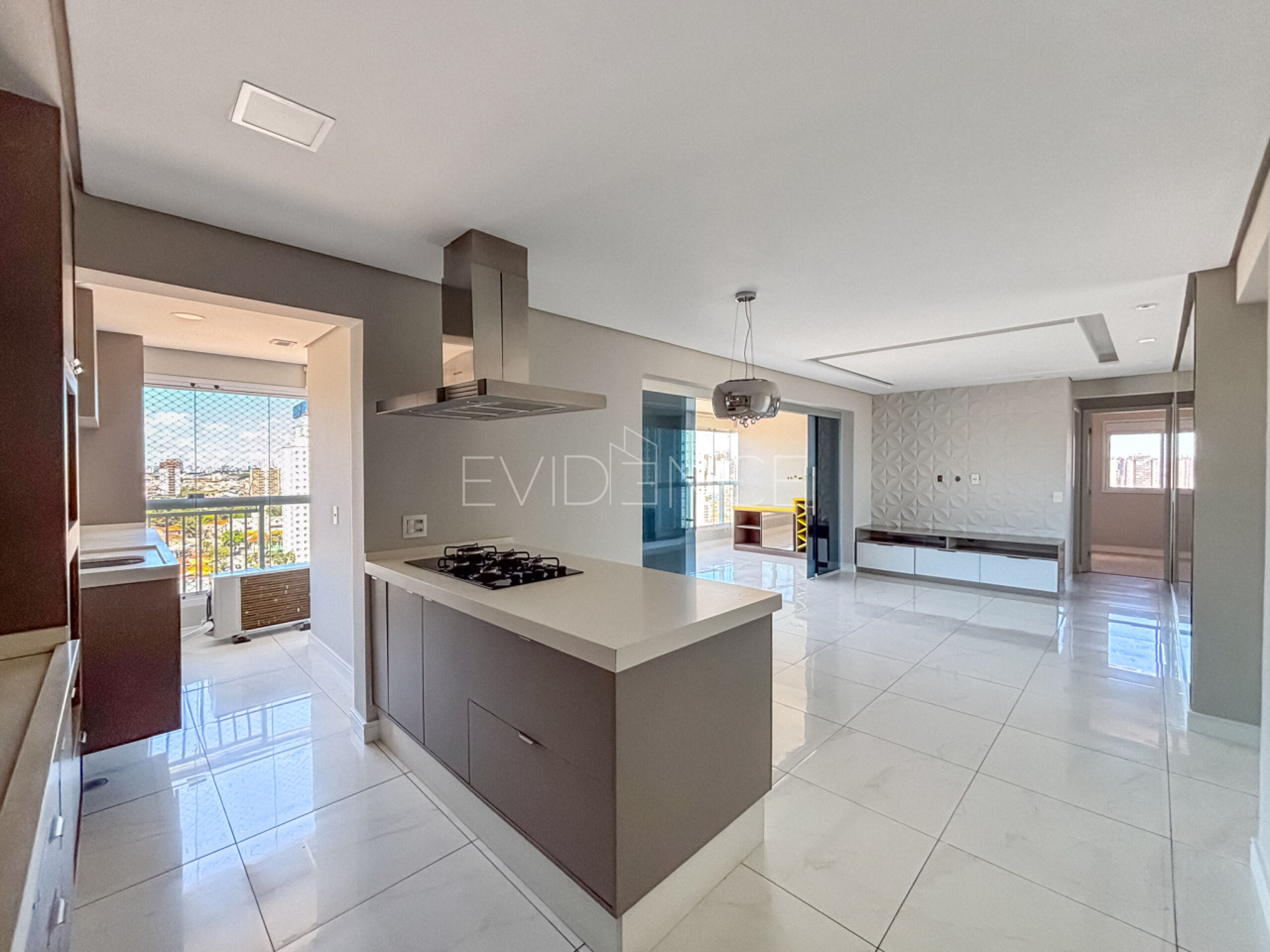 Apartamento com 92m², 2 dormitórios, 1 suíte, 2 vagas no bairro Vila Carrão em São Paulo