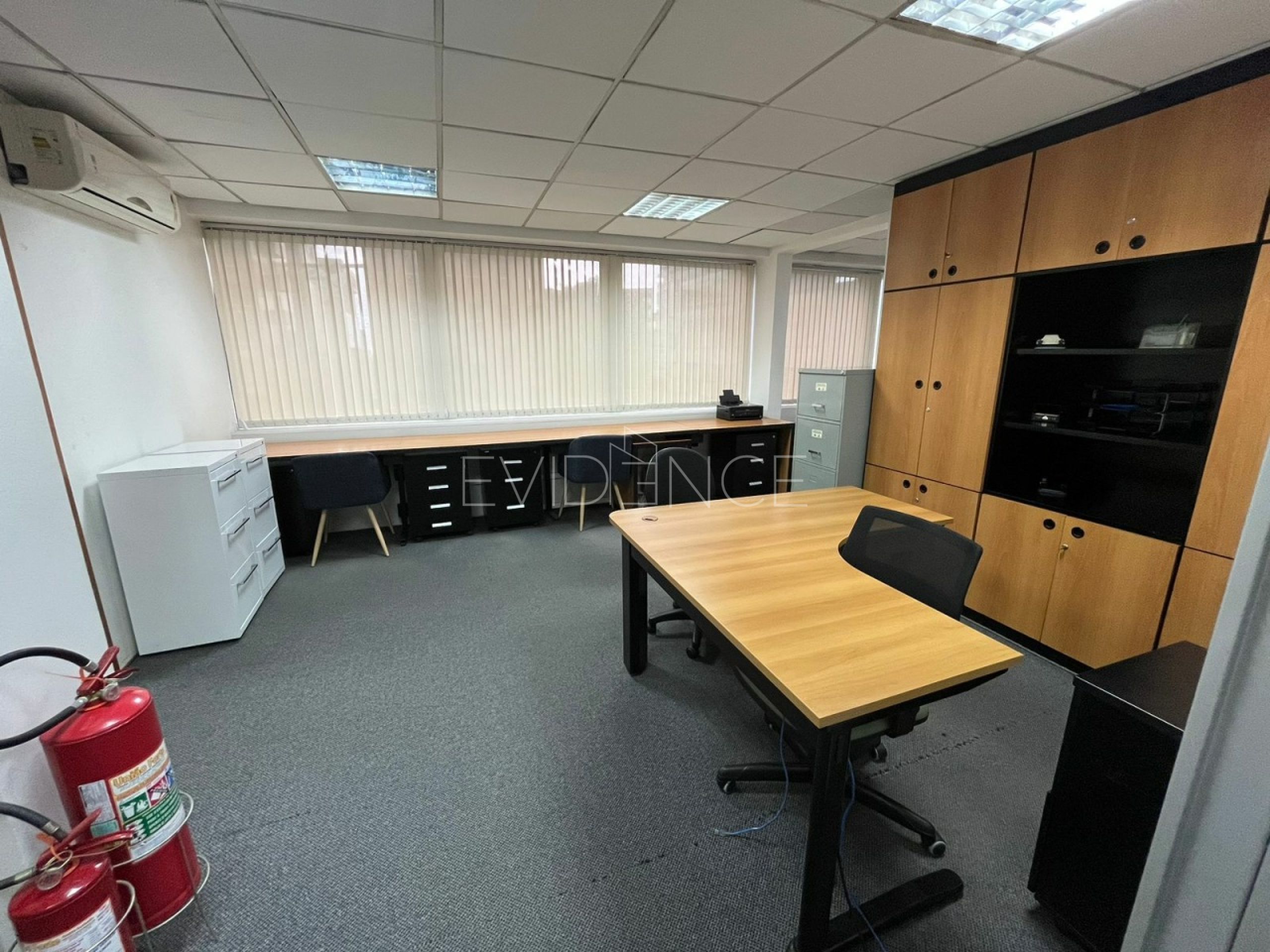 Conj. Comercial com 370m², 8 vagas no bairro Cerqueira César em São Paulo