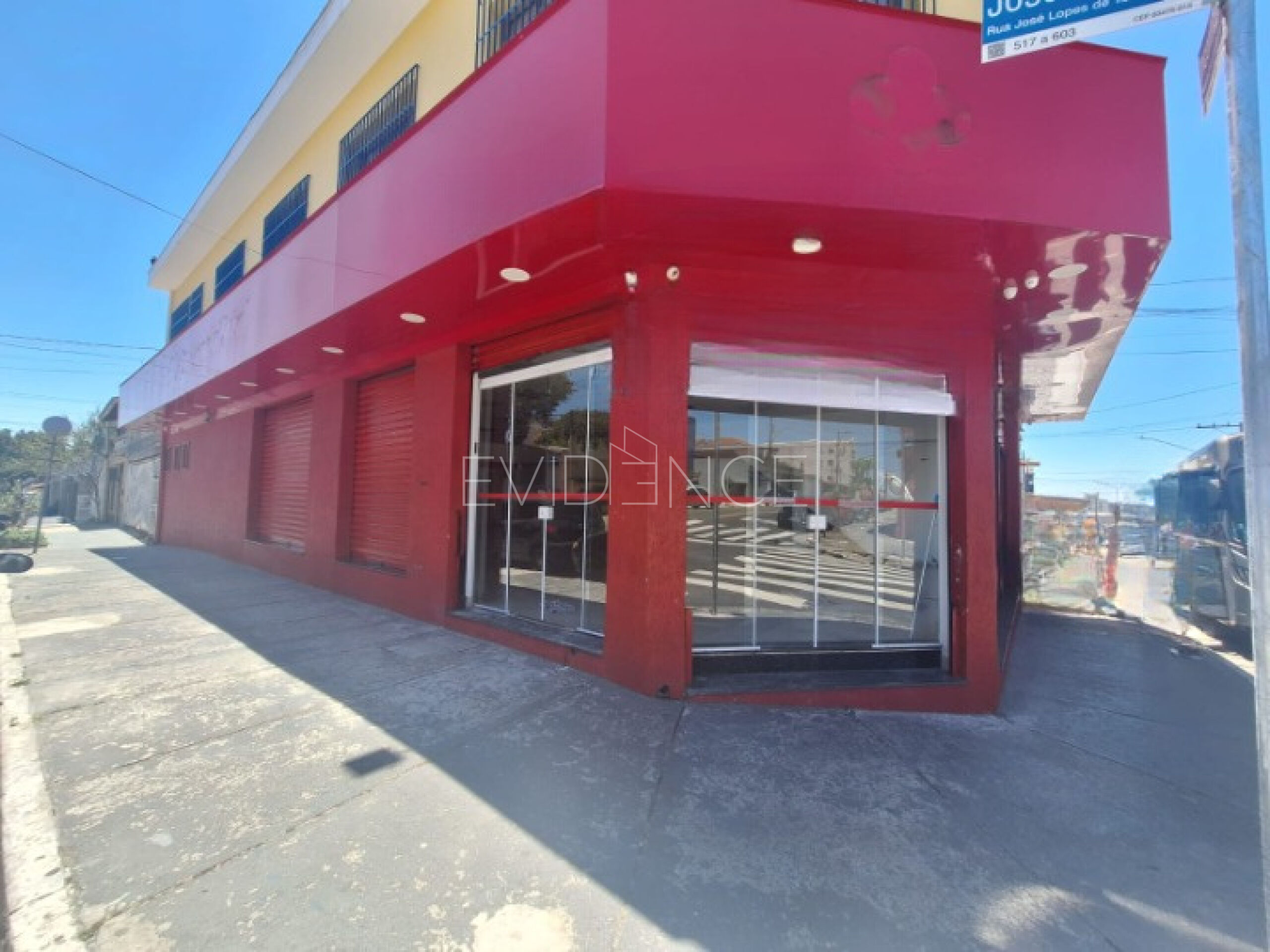 Salão Comercial com 200m² no bairro Vila Antonieta em São Paulo