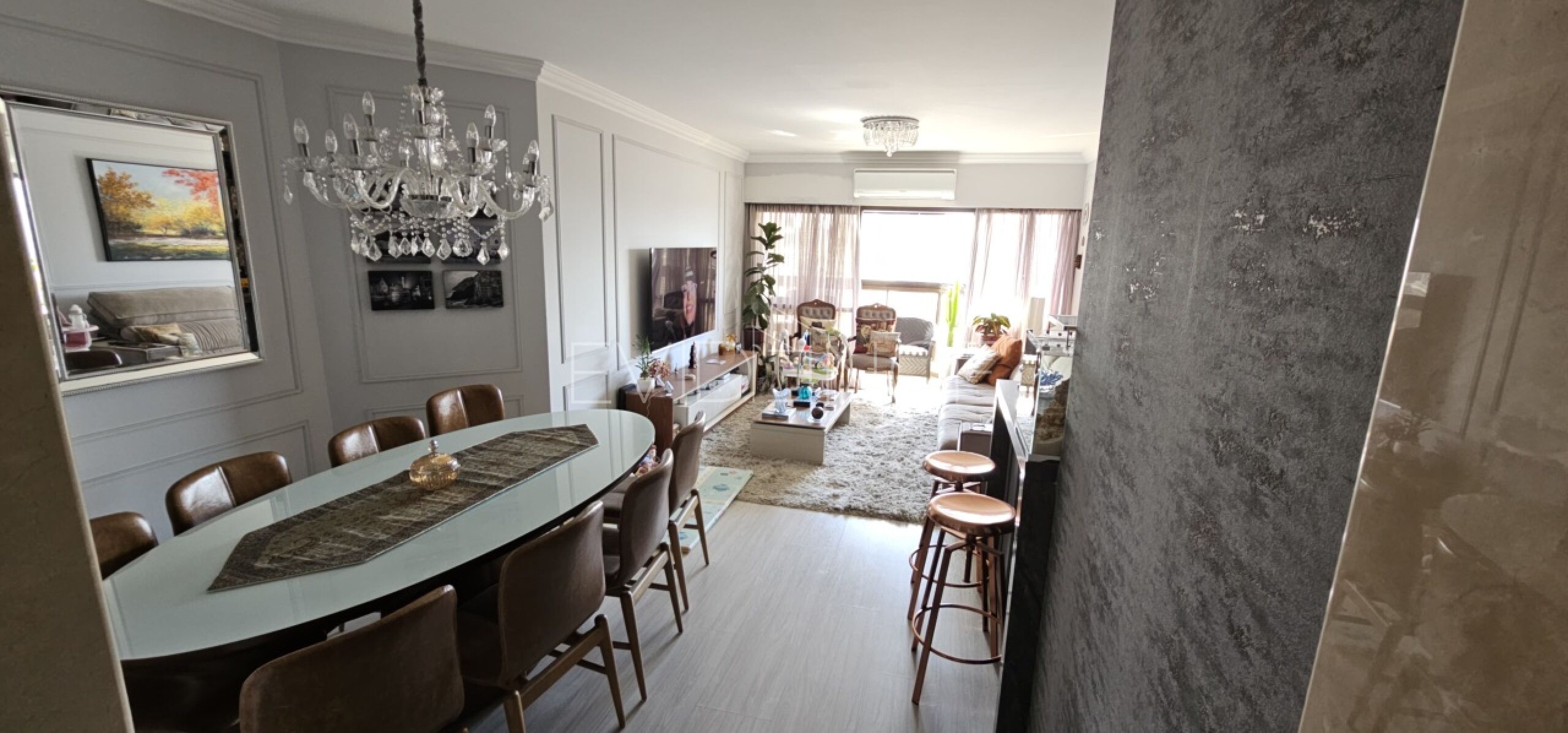 Apartamento com 125m², 3 dormitórios, 1 suíte, 2 vagas no bairro Vila Carrão em São Paulo