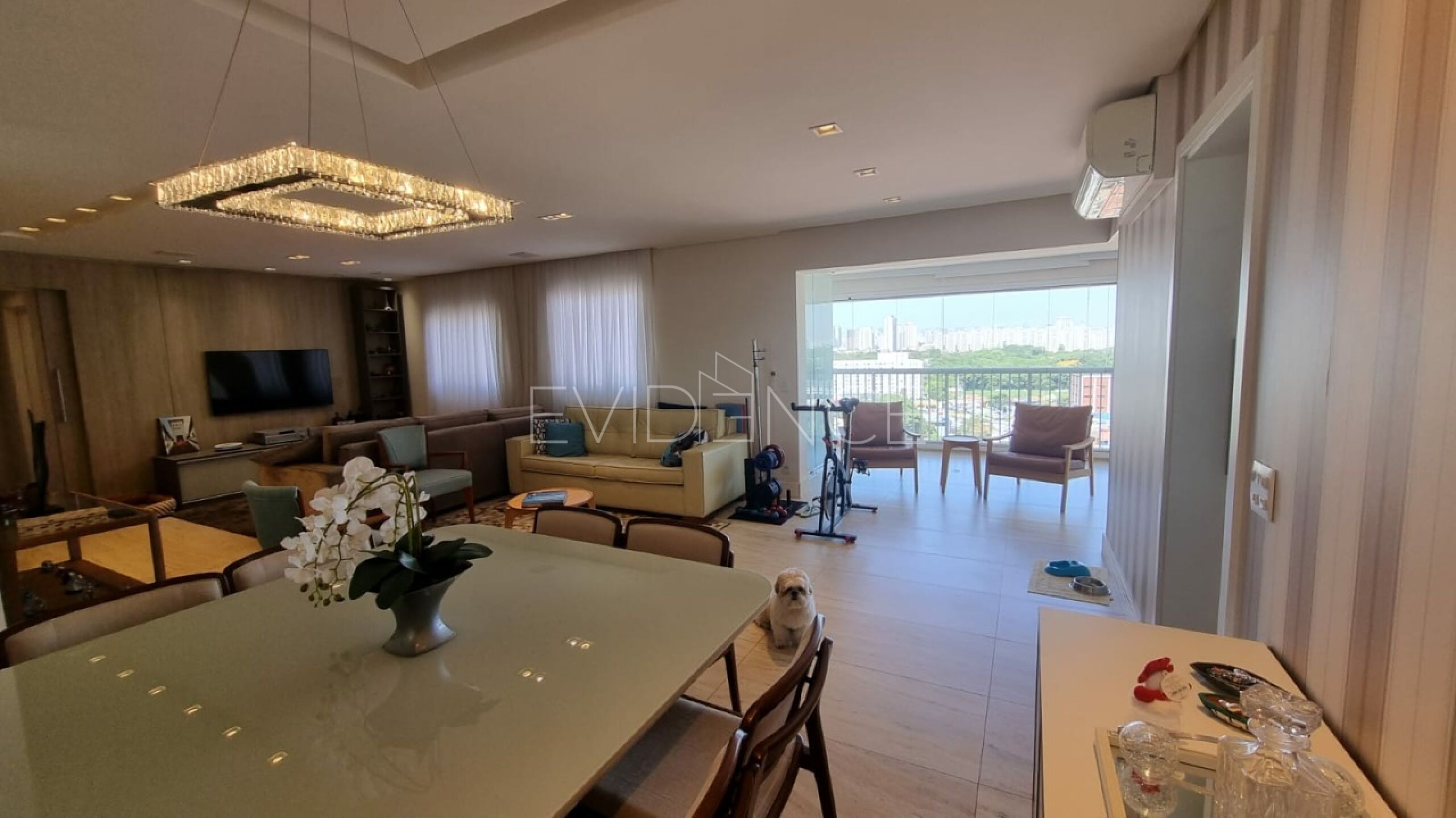 Apartamento com 162m², 3 dormitórios, 3 suítes, 3 vagas no bairro Tatuapé em São Paulo