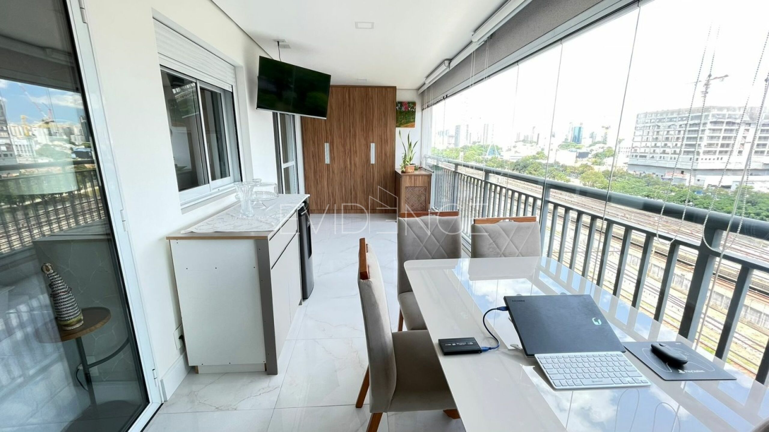 Apartamento com 75m², 2 dormitórios, 1 suíte, 1 vaga no bairro Belém em São Paulo