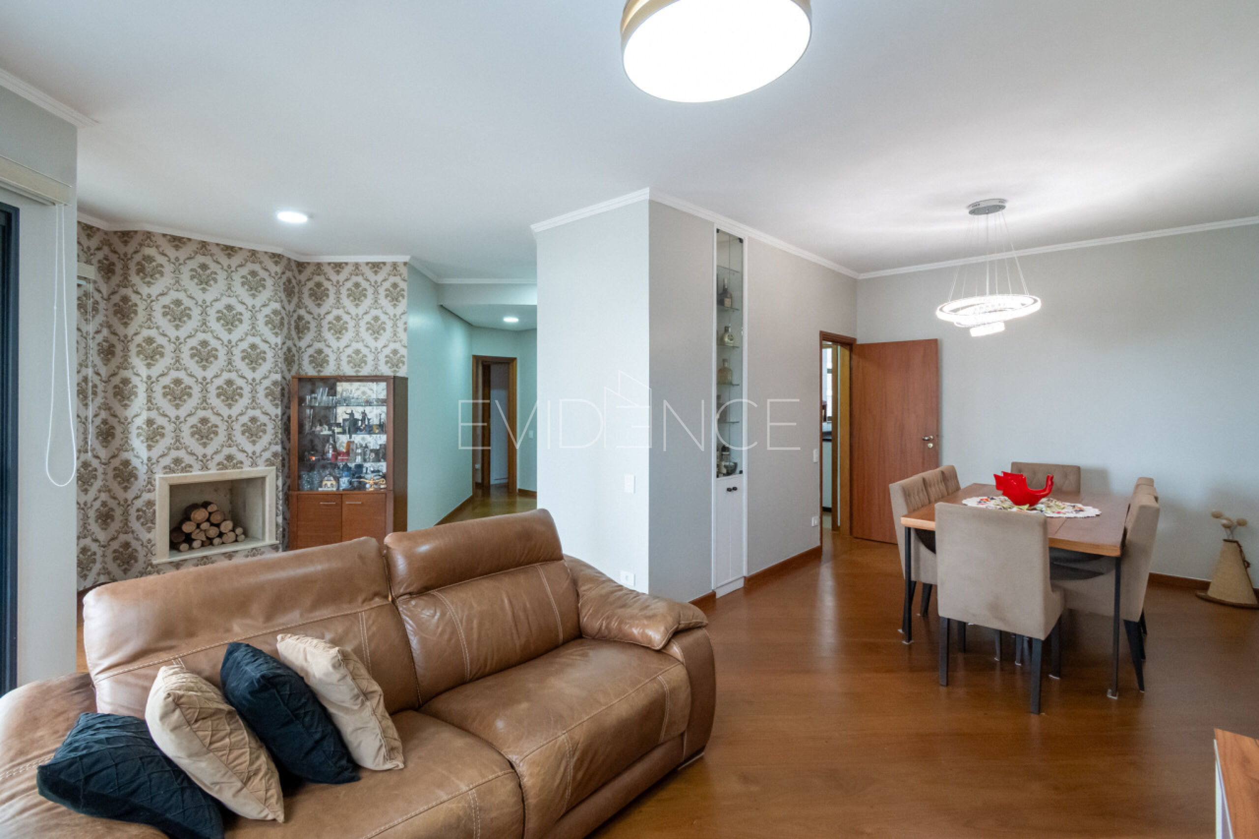 Apartamento com 132m², 3 dormitórios, 1 suíte, 4 vagas no bairro Jardim Anália Franco em São Paulo