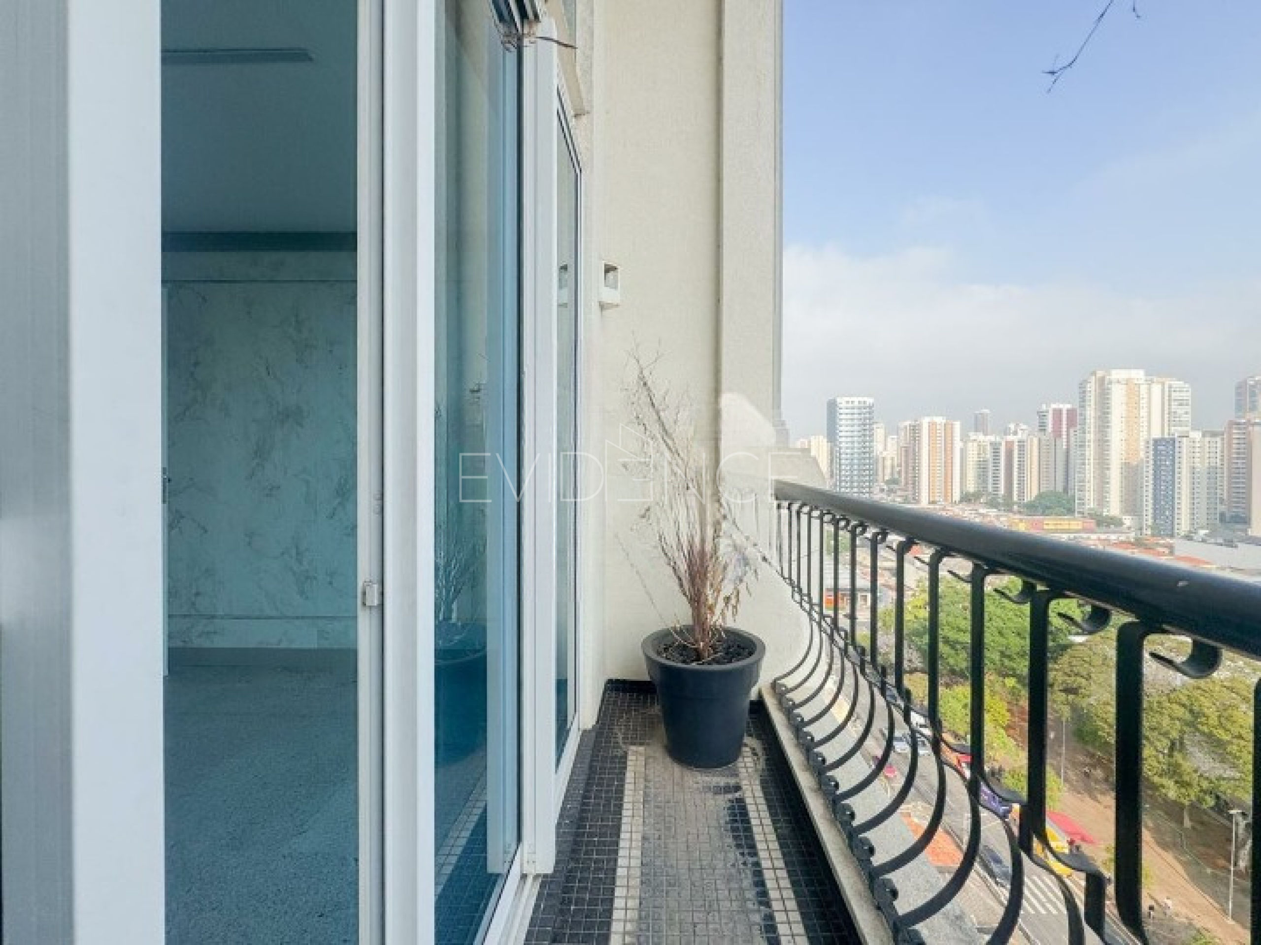 Conj. Comercial com 188m², 4 vagas no bairro Tatuapé em São Paulo