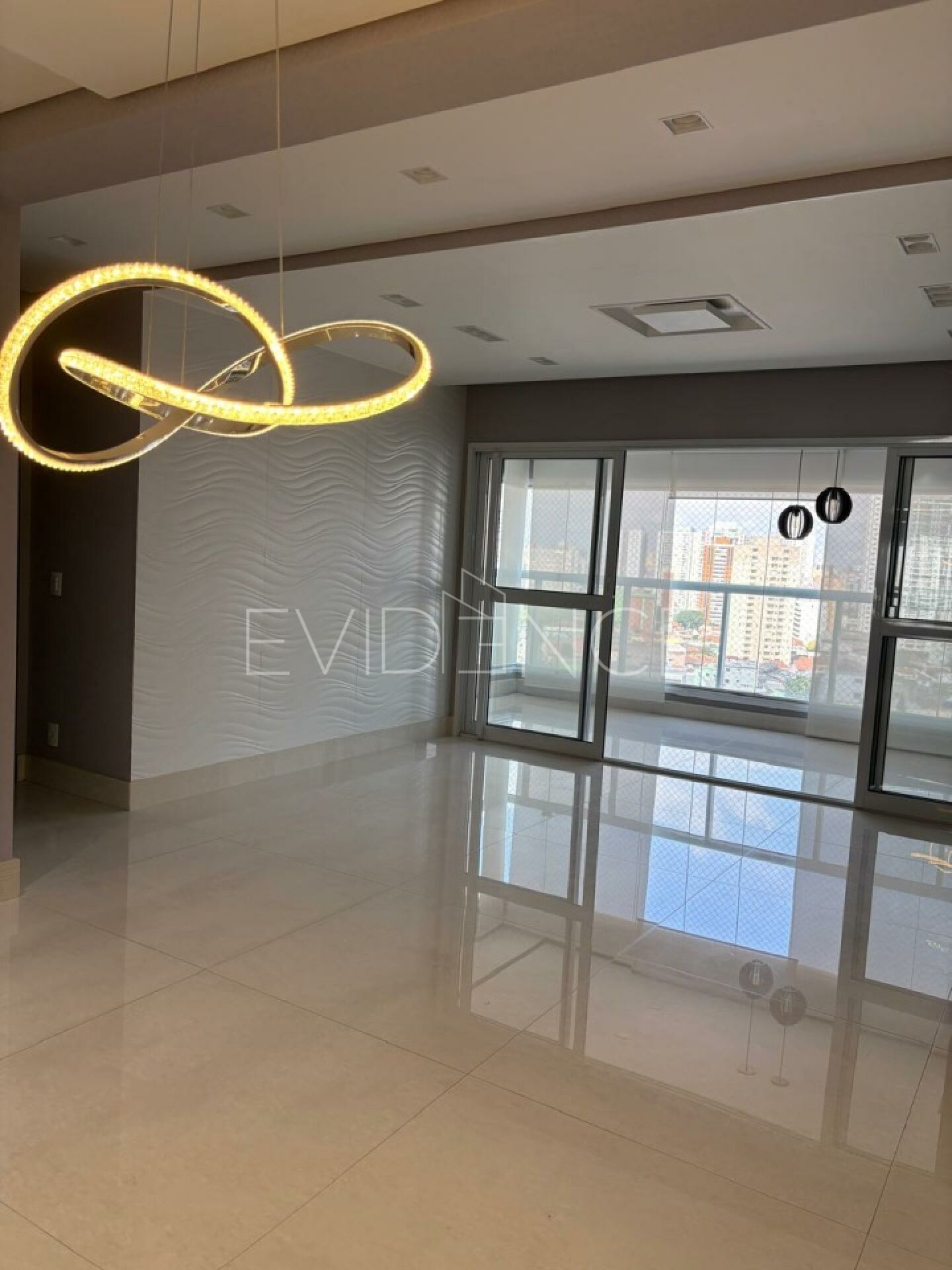 Apartamento com 127m², 3 dormitórios, 3 suítes, 3 vagas no bairro Tatuapé em São Paulo