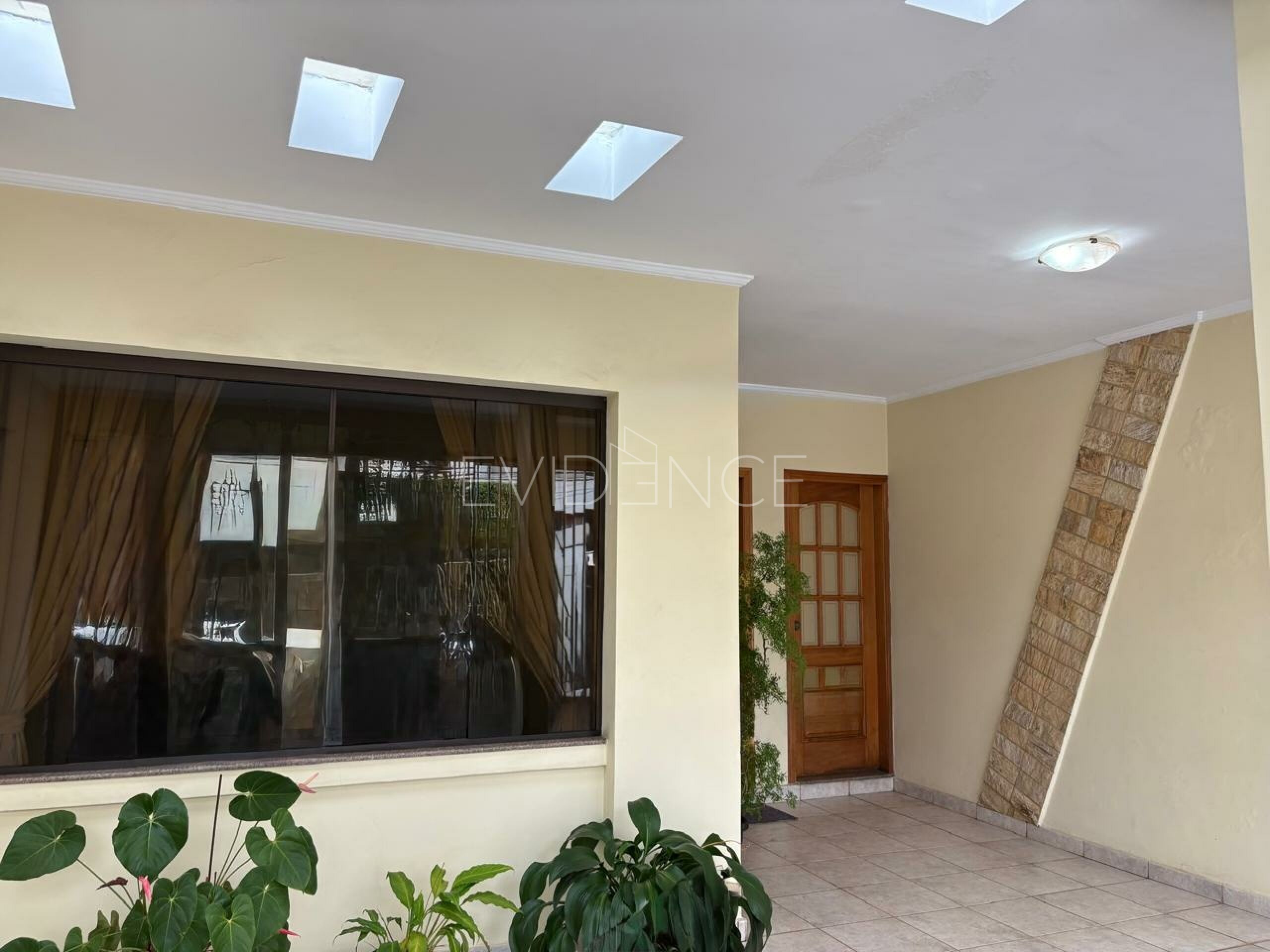 Casa Assobradada com 200m², 3 dormitórios, 2 vagas no bairro Tatuapé em São Paulo