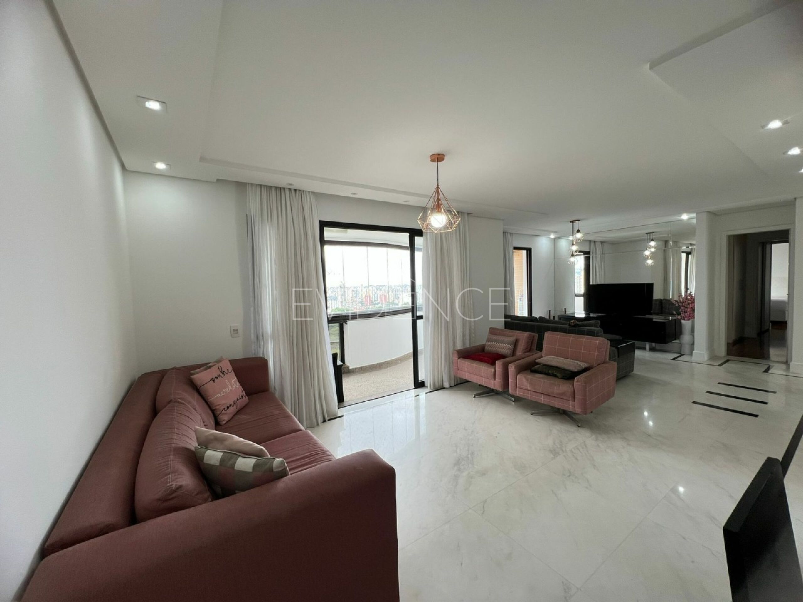 Apartamento com 156m², 3 dormitórios, 3 suítes, 3 vagas no bairro Jardim Anália Franco em São Paulo