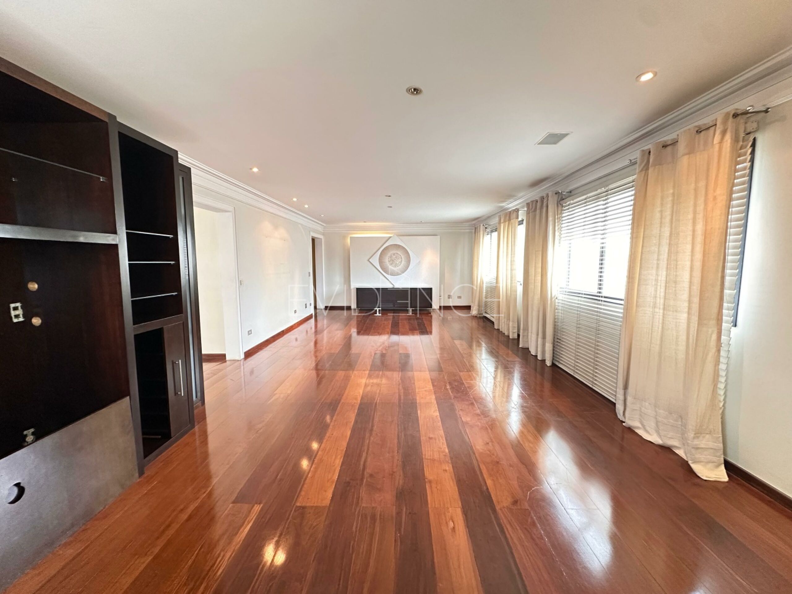 Apartamento com 280m², 3 dormitórios, 3 suítes, 3 vagas no bairro Tatuapé em São Paulo