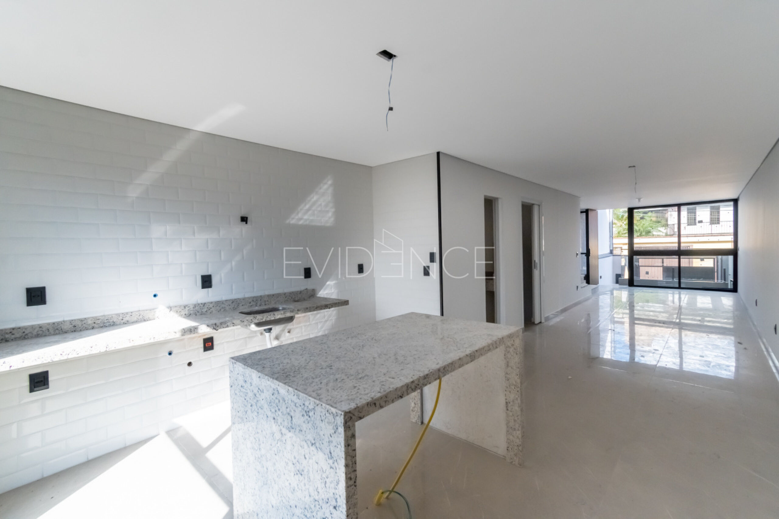 Sobrado com 180m², 3 dormitórios, 2 vagas no bairro Vila Carrão em São Paulo