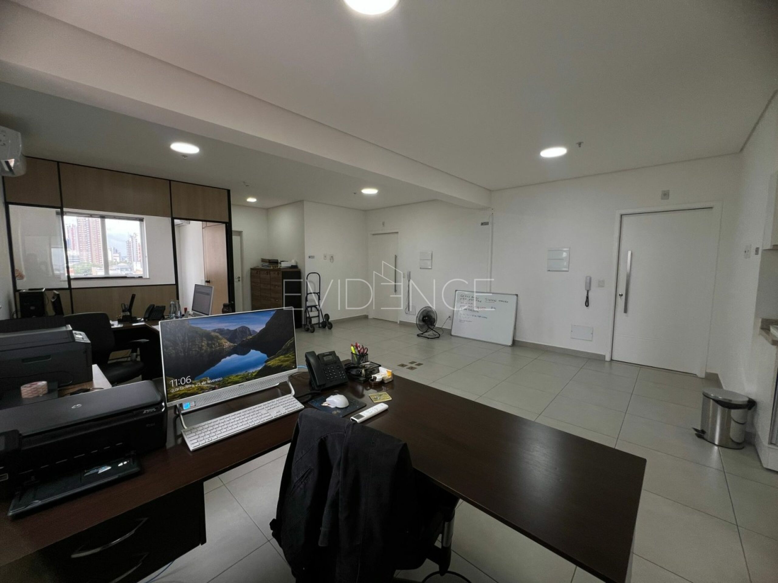 Sala com 86m², 2 vagas no bairro Vila Carrão em São Paulo