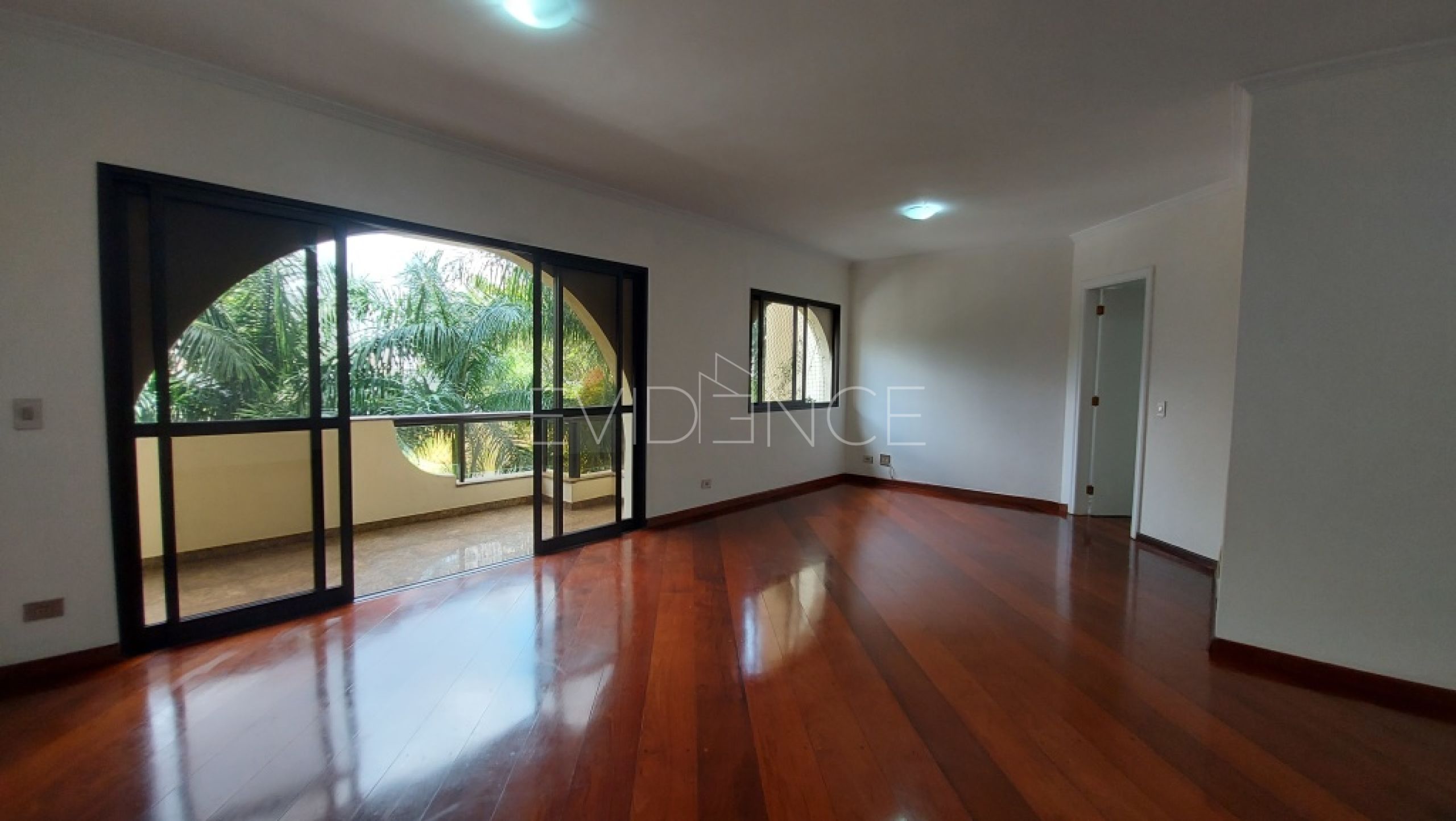 Apartamento com 122m², 3 dormitórios, 3 suítes, 3 vagas no bairro Jardim Anália Franco em São Paulo