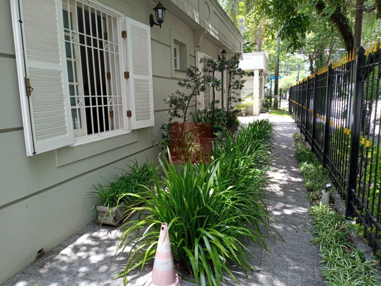 Casa Térrea para Venda - Moema