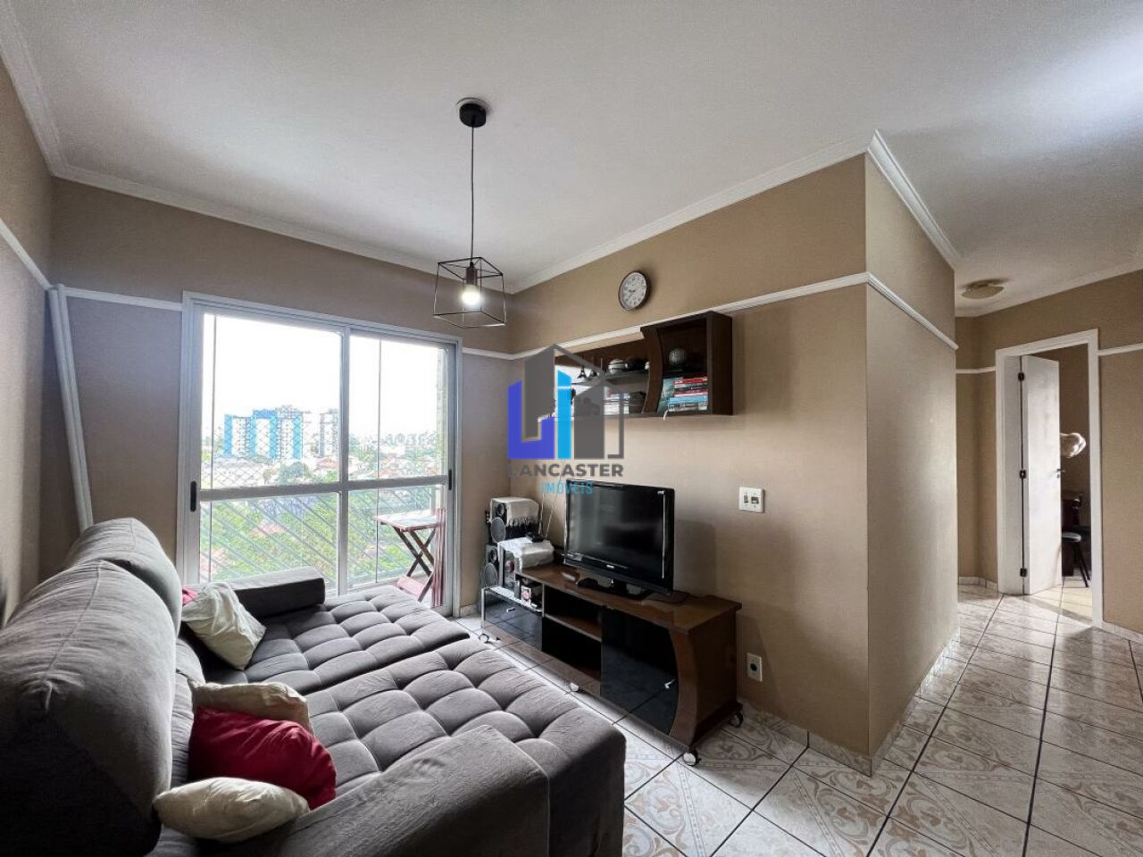 Apartamento 3 dormitórios com varanda e vaga - Vila Bela Vista | Excelente localização