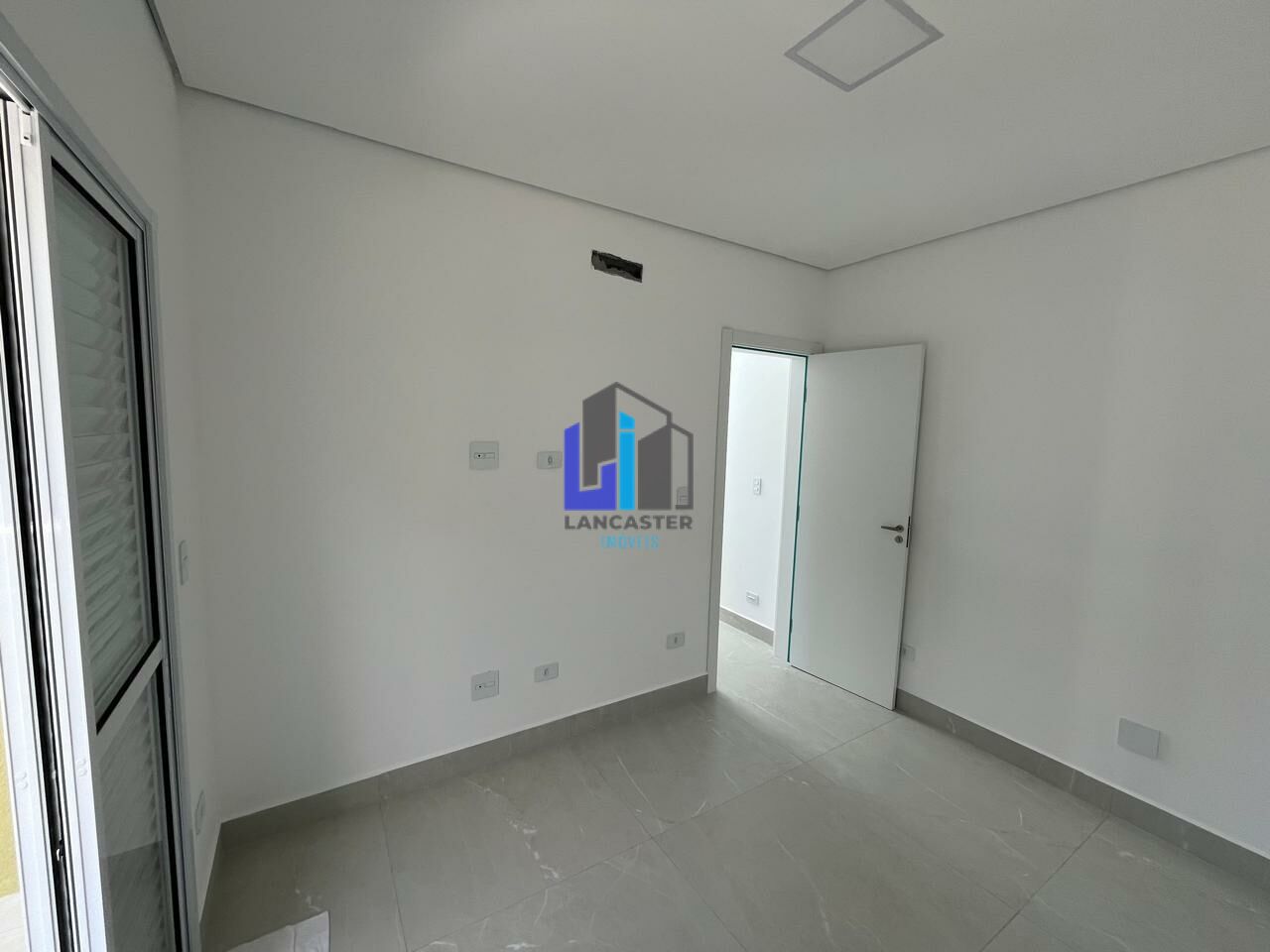 Foto 10 - LA1046