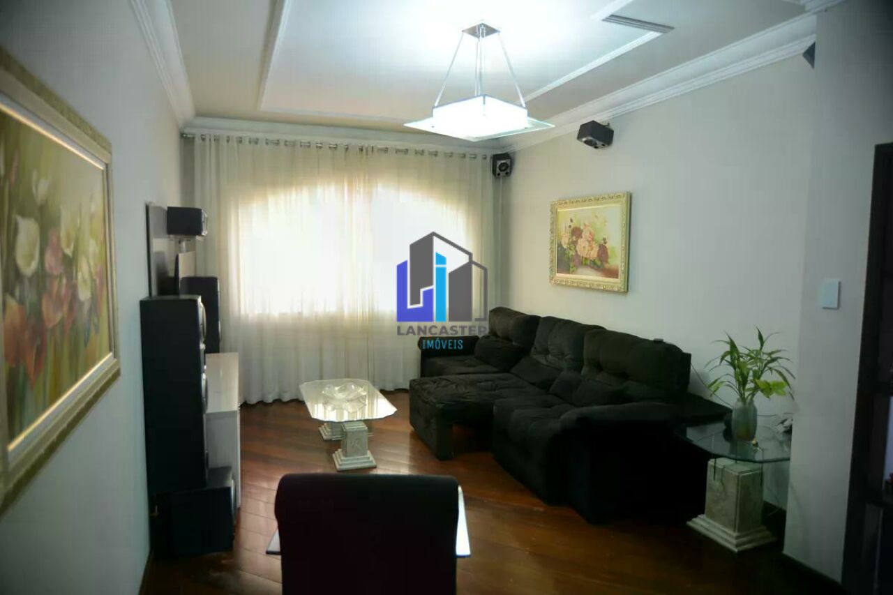 Sobrado com 4 dormitórios, 3 suítes, na Vila Francisco Matarazzo