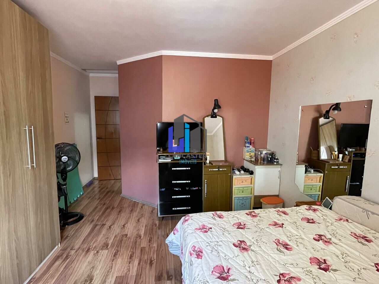 Foto 11 - LA1104