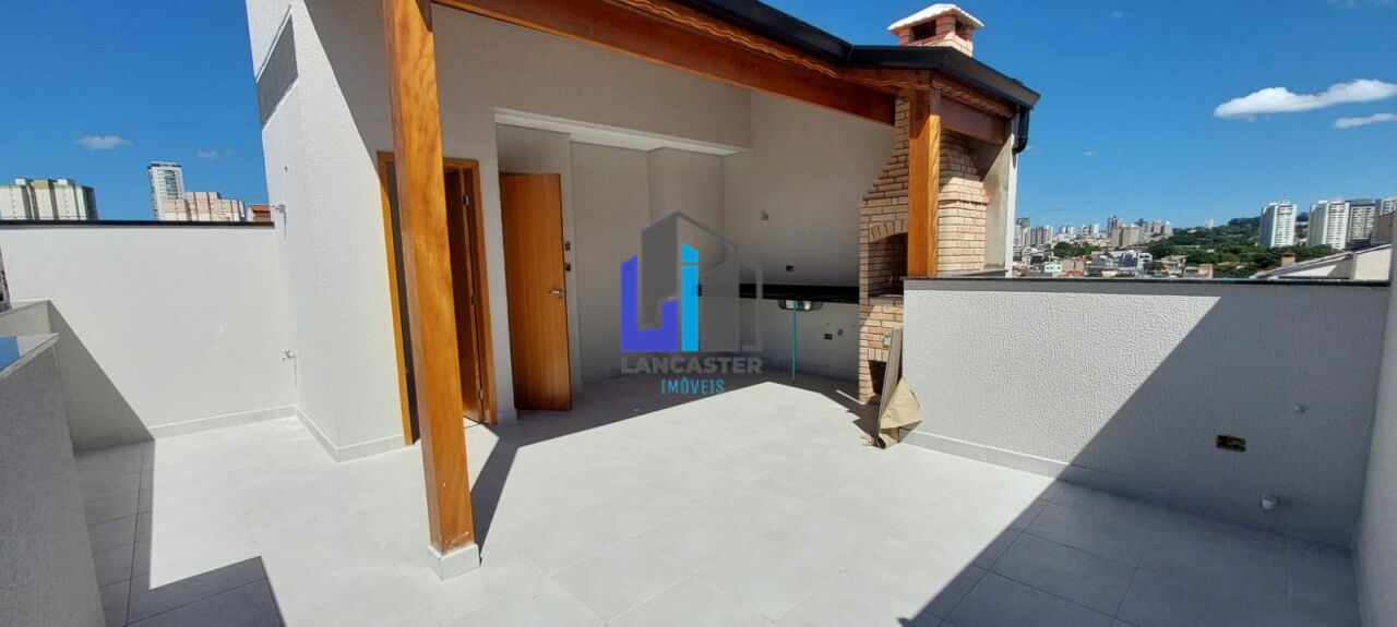 Sobrado, 3 dormitórios, 1 suíte, 2 vagas de garagem, na Vila Scarpelli