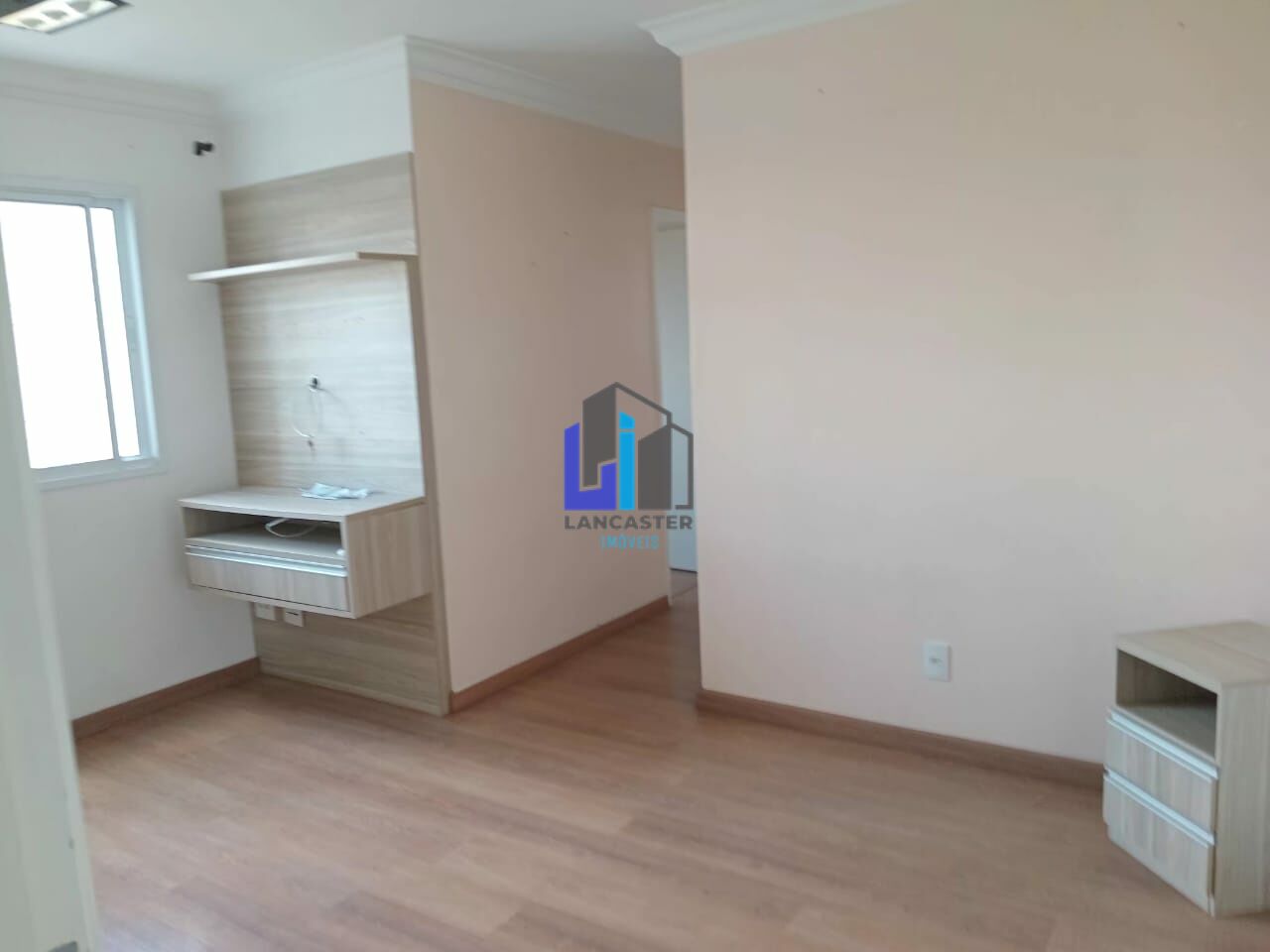 Foto 2 - LA1141