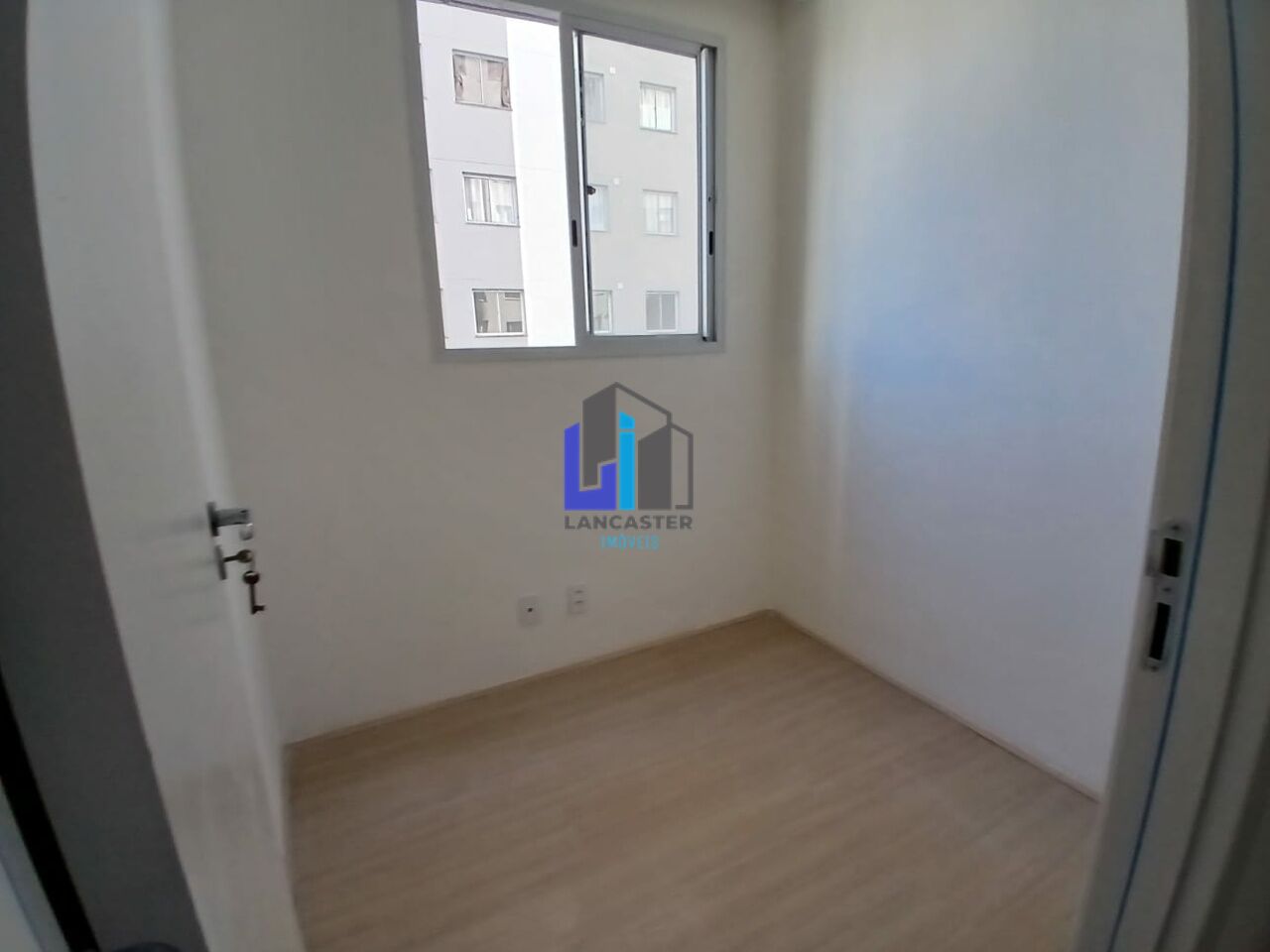 Foto 10 - LA1155