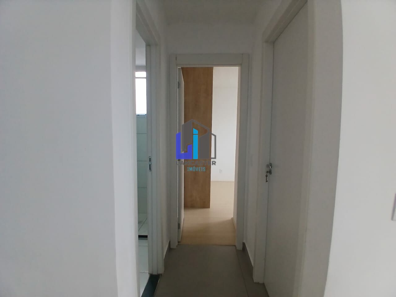 Foto 10 - LA1180