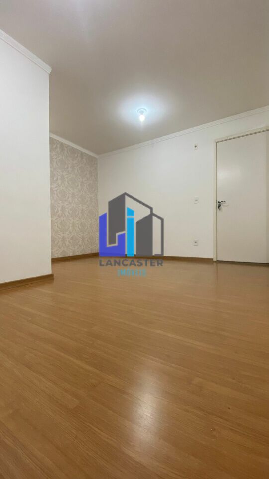 Apartamento no Último Andar na Vila Homero Thon | 2 Dormitórios, Vaga Livre e Localização Estratégic