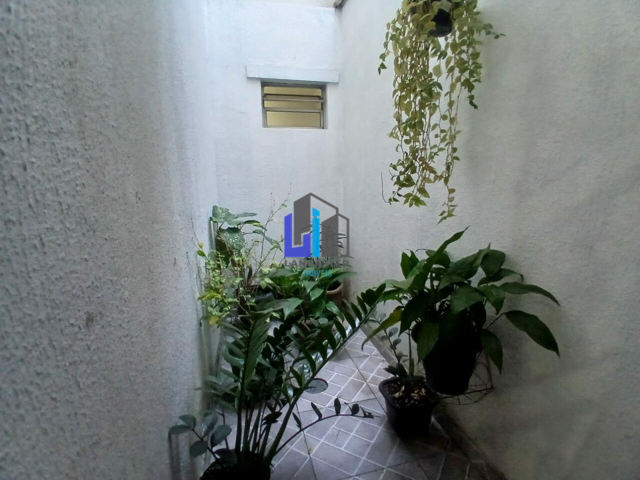 Foto 8 - LA1204