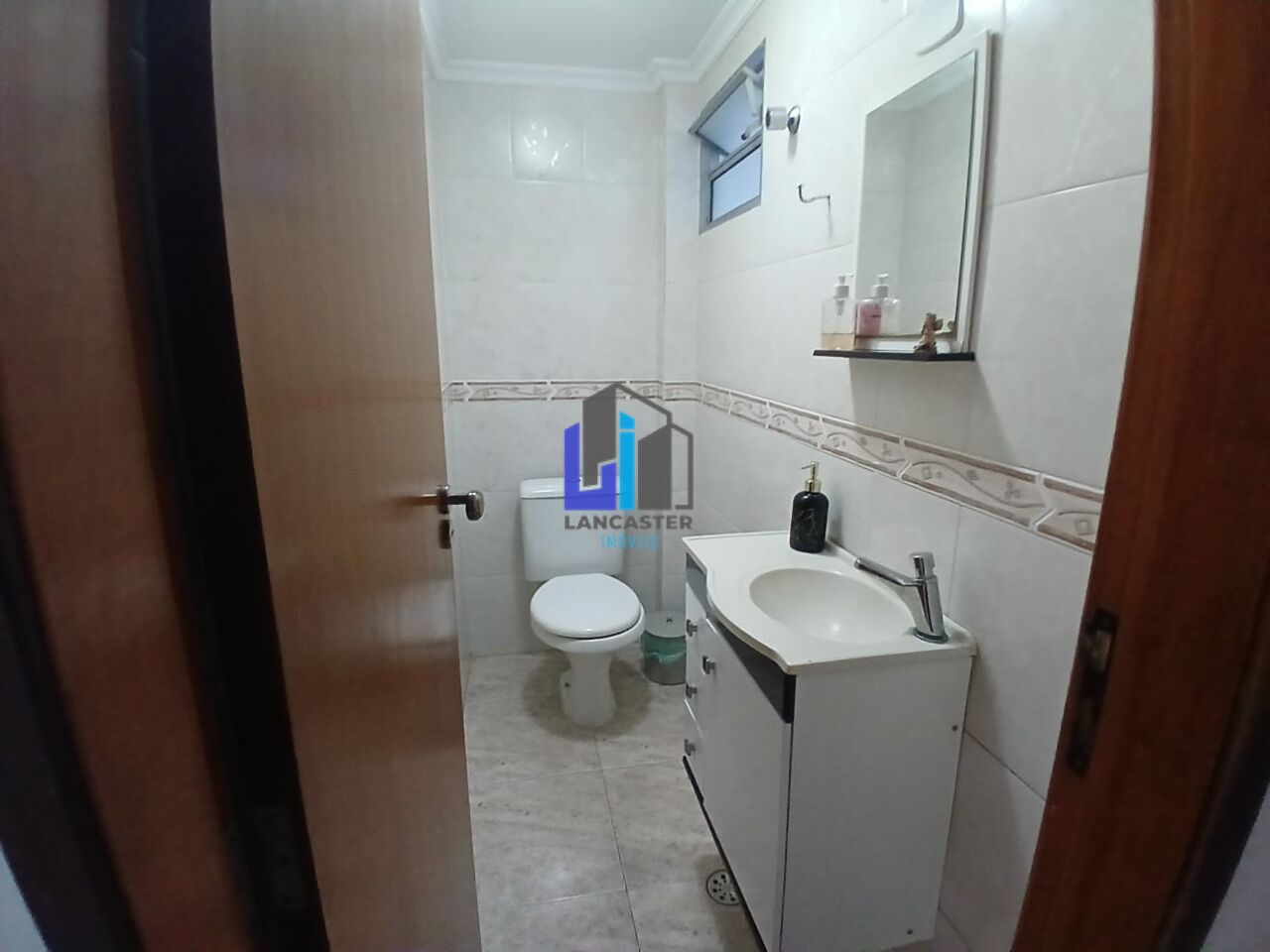 Foto 27 - LA1204