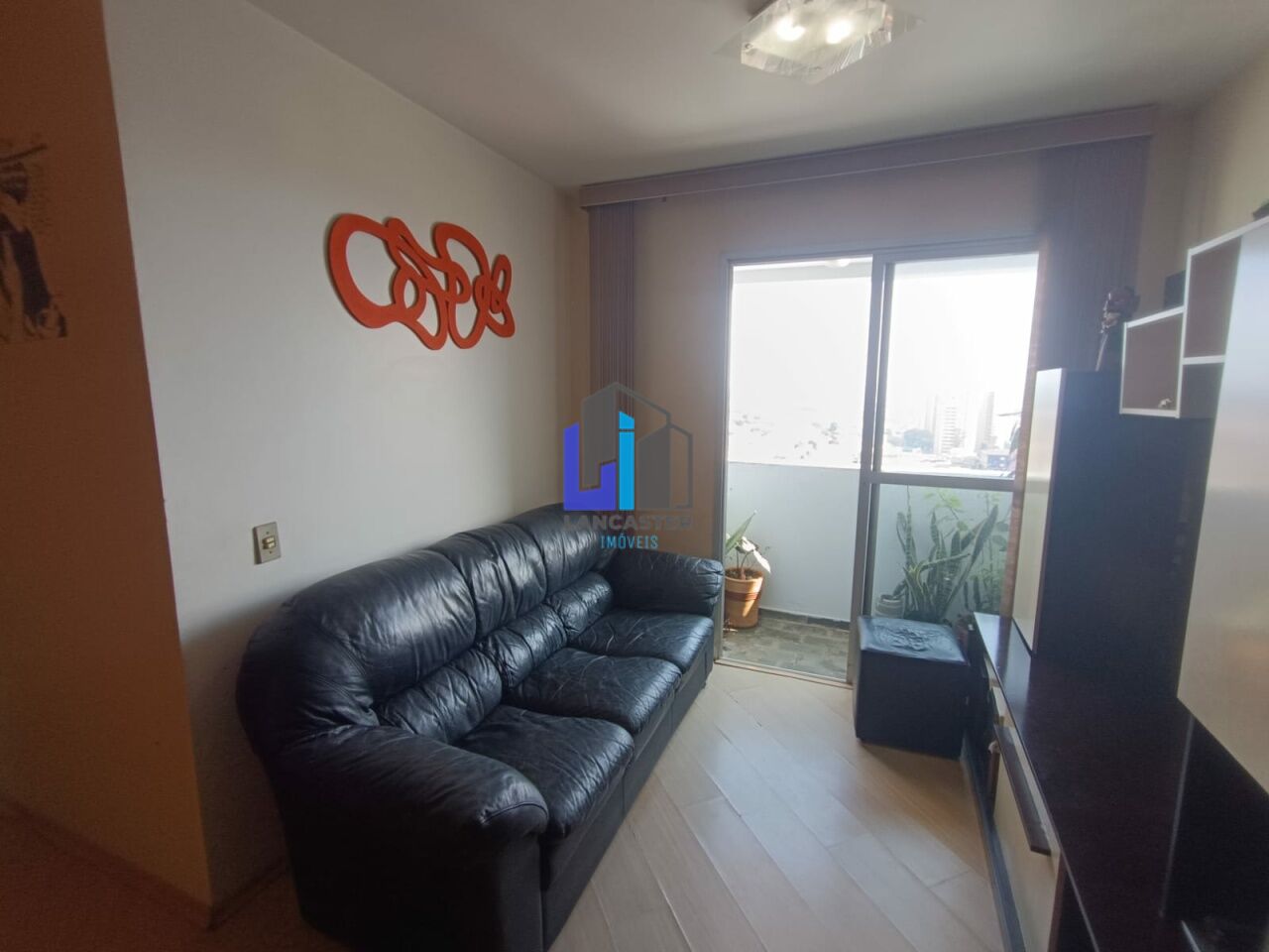 Foto 2 - LA827