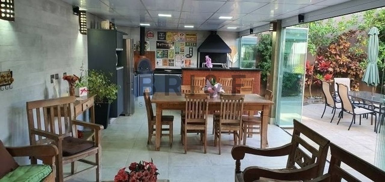 Casa Assobradada para Venda - Chácara Monte Alegre