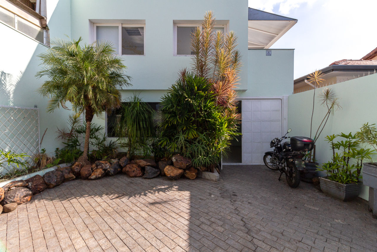 Casa  para Venda - Caxingui