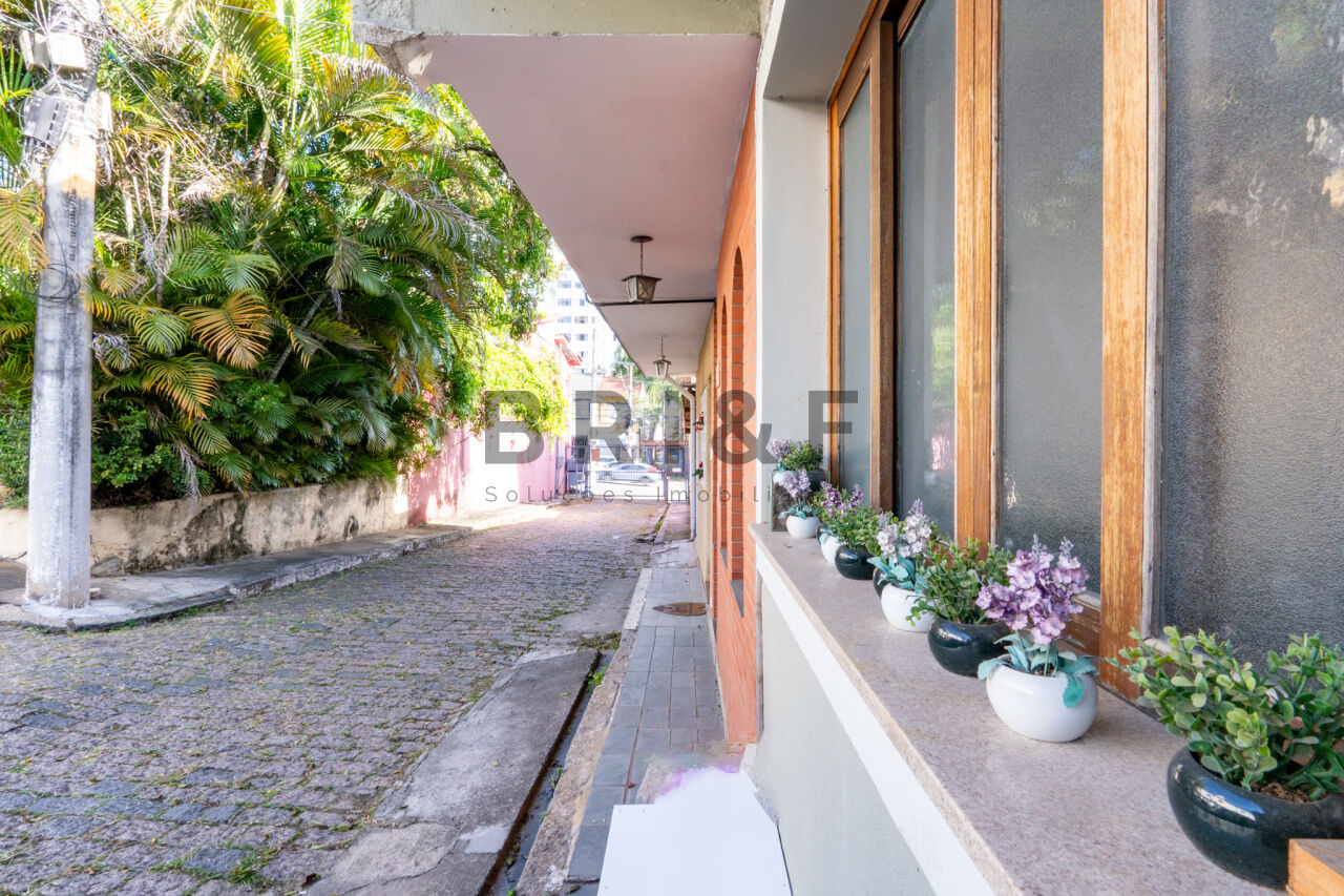 Casa  para Venda - Campo Belo