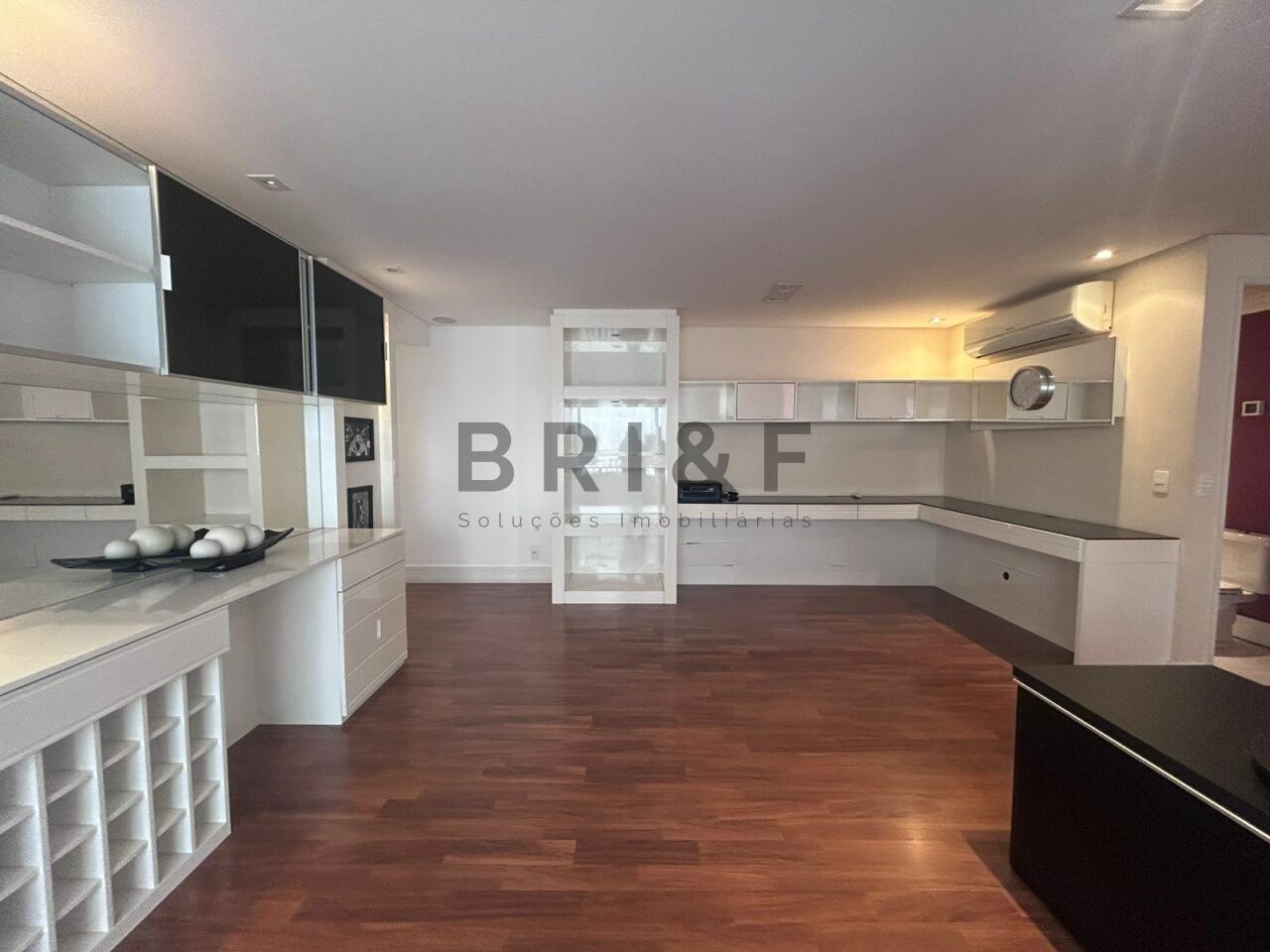 Apartamento para Venda - Vila Cordeiro