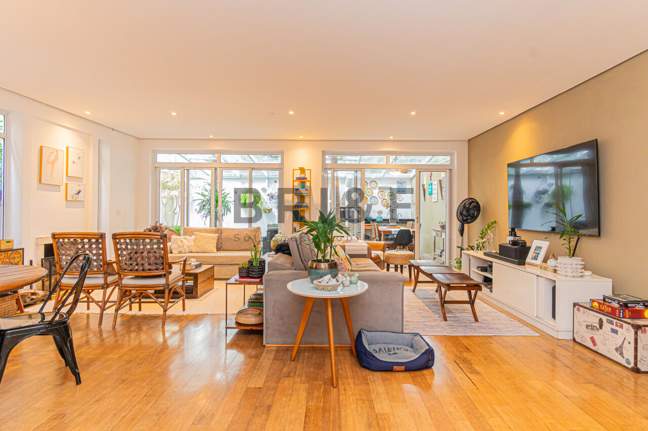 Condomínio para Venda - Santo Amaro