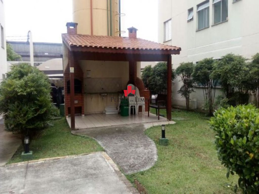 Apartamento de Duplex no Cangaíba