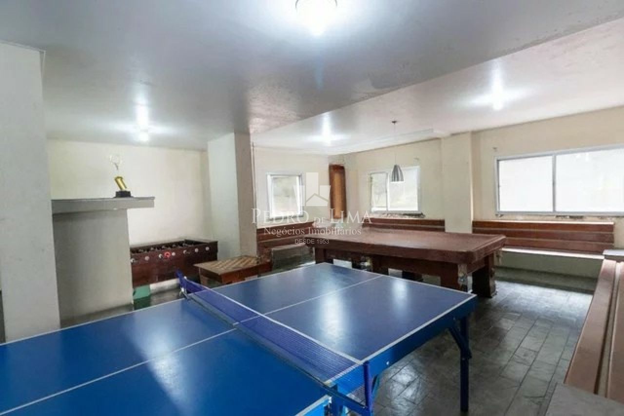 Apartamento em andar alto com 77m², sol da manhã na Penha