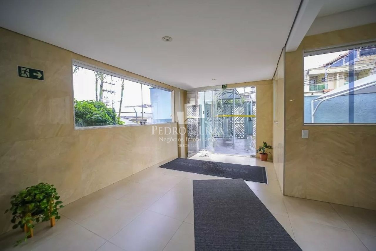 Apartamento na região do Cangaiba 