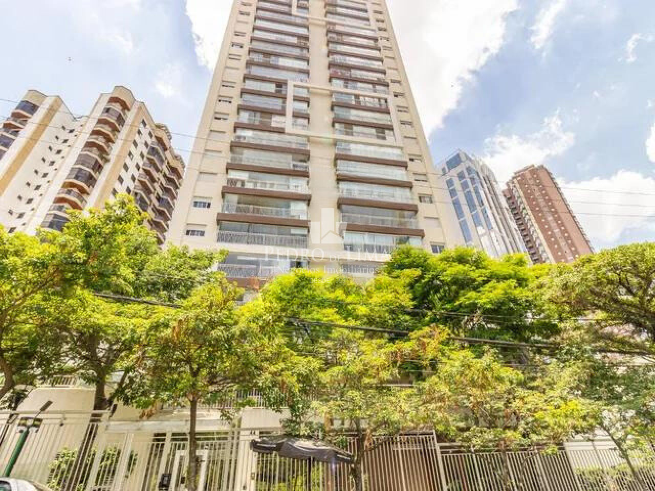 Apartamento 2 quartos, 2 vagas, 91 m²  Condomínio Edifício Parque Anália Franco