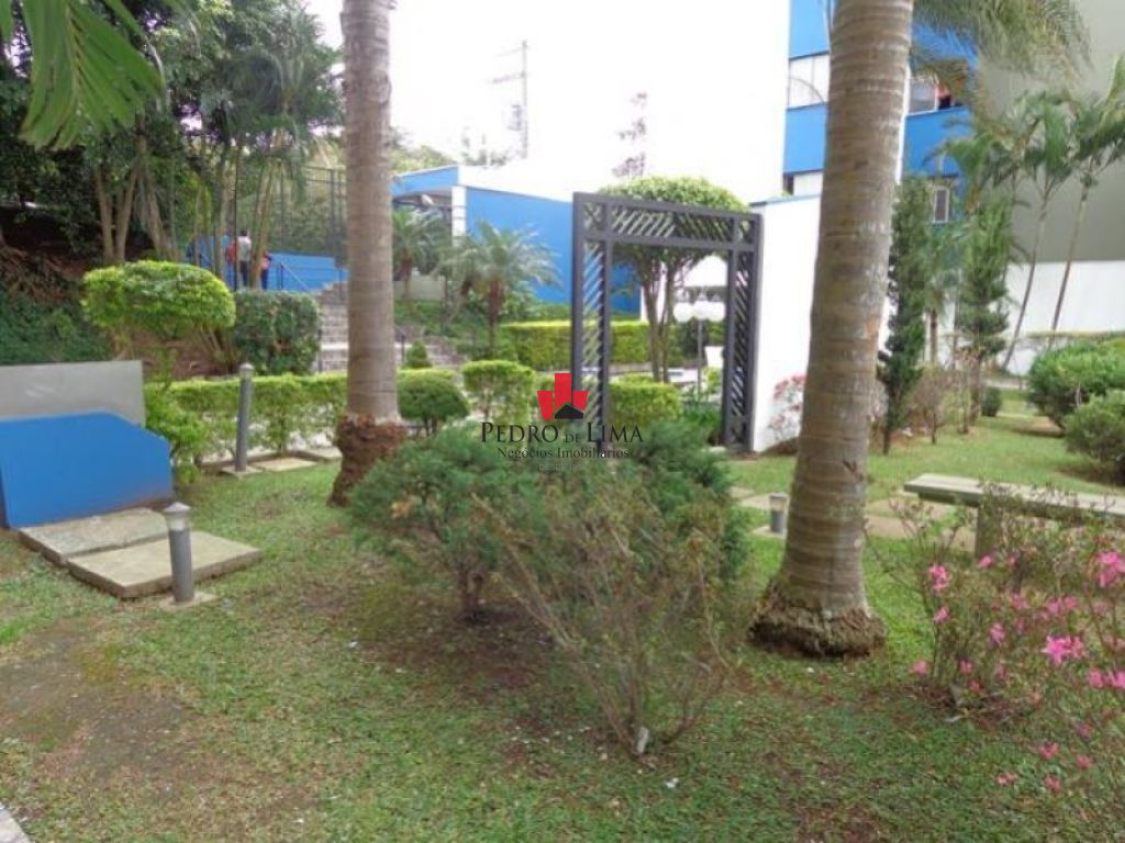 Apartamento três dormitórios e uma vaga na Cidade Lider