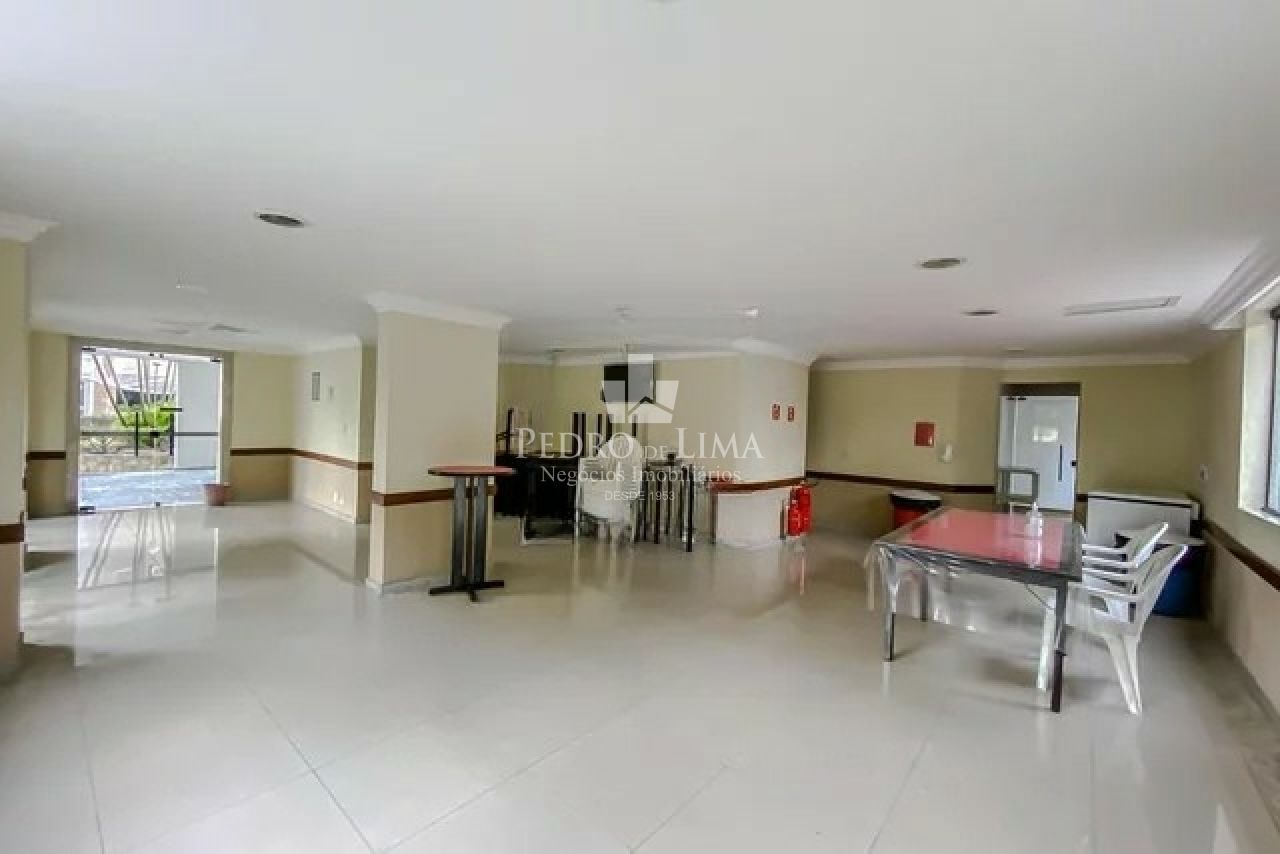 Apartamento em andar alto com vista livre na Vila Matilde