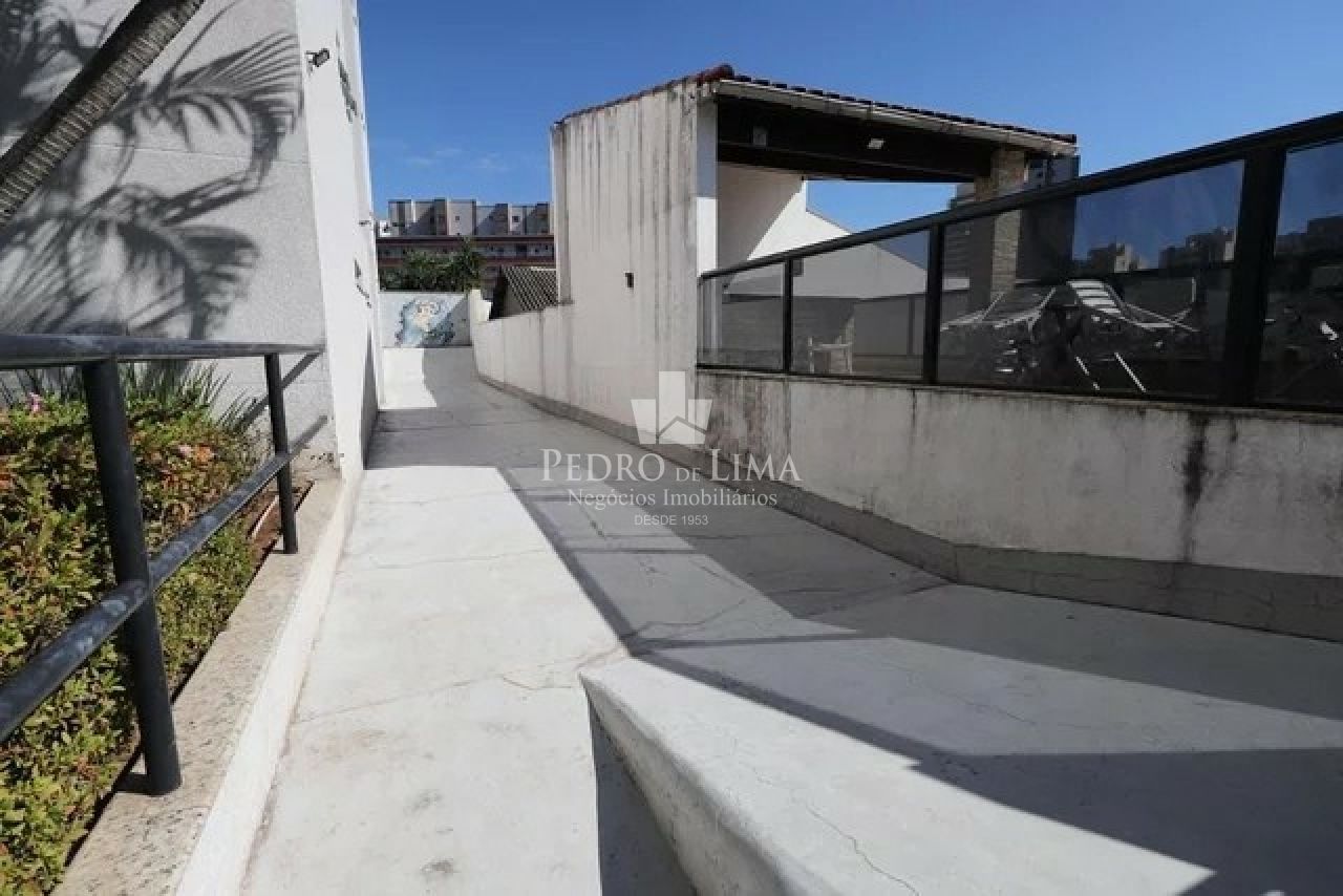 Apartamento em andar alto com vista livre na Vila Matilde