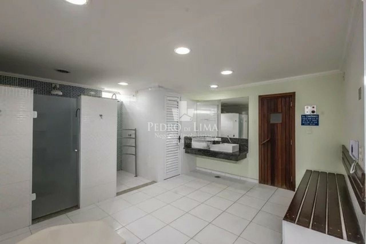 Apartamento em andar alto com vista livre na Vila Matilde