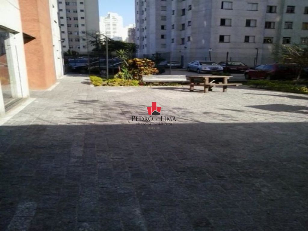 Outros condomínios na região