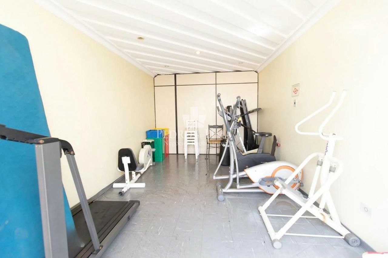 Apartamento 135m², com 3 quartos e 2 Vagas, próximo ao Shopping Penha. Condomínio Lopez de Gongora