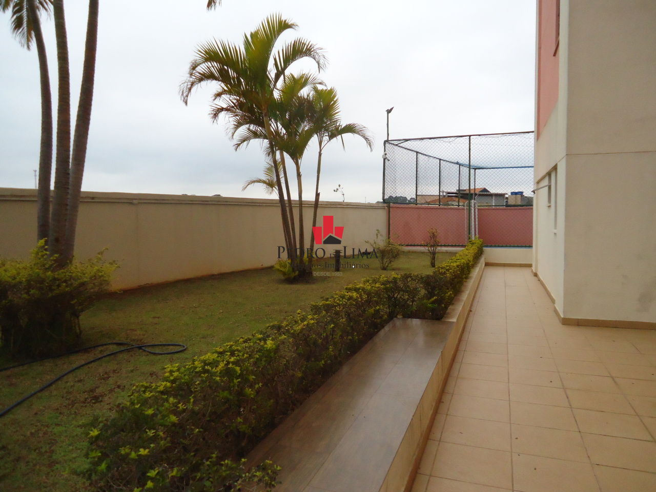 Apartamento 78m², com 3 quartos sendo 1 suíte e 2 vagas na Ponte Rasa